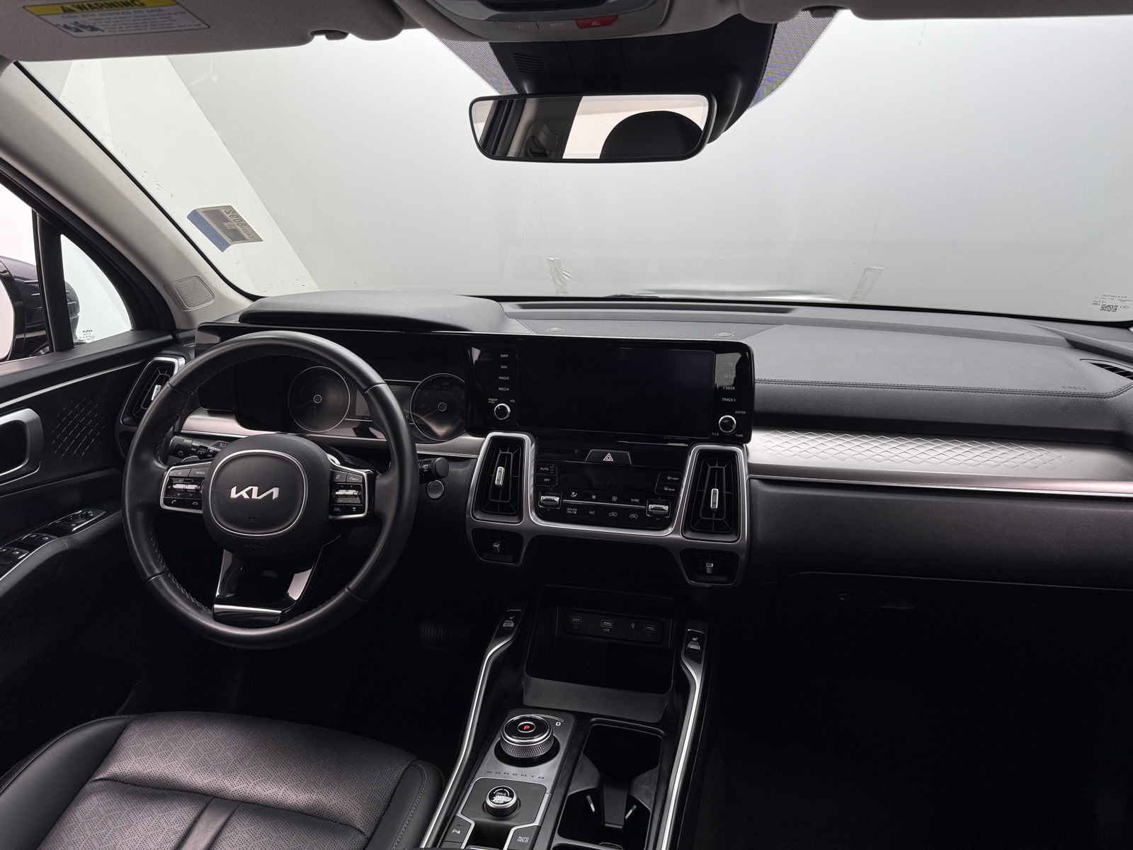 Thumbnail: 2024 Kia Sorento - 2