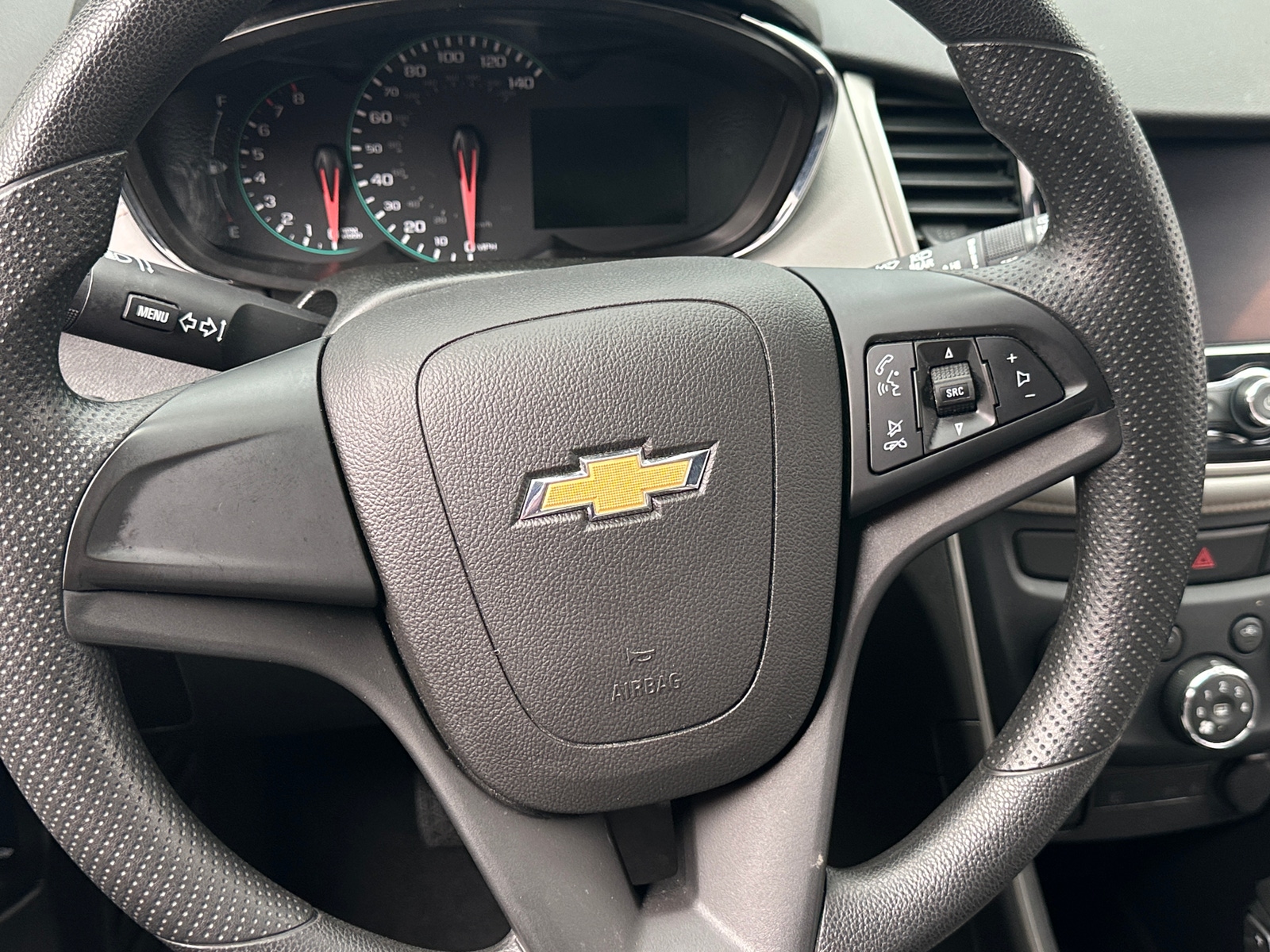 Thumbnail: 2020 Chevrolet Trax - 5