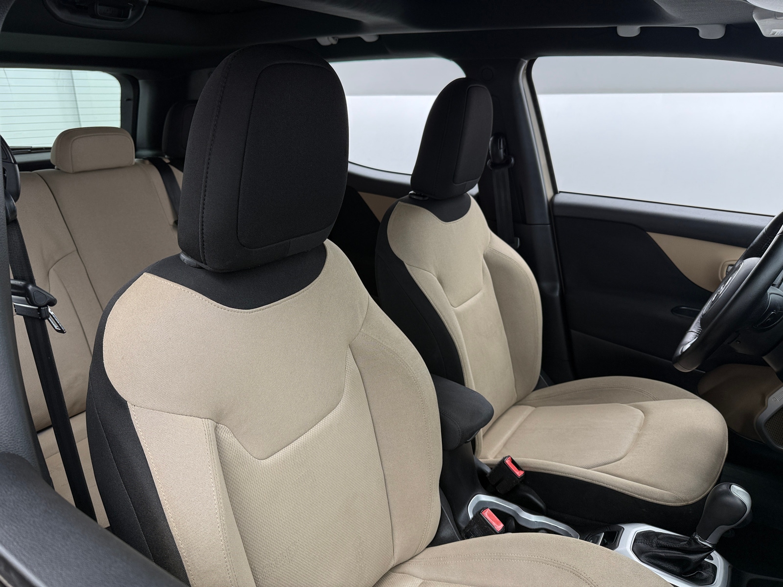 Thumbnail: 2016 Jeep Renegade - 2