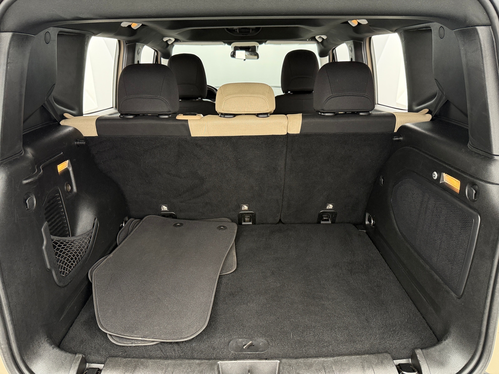 Thumbnail: 2016 Jeep Renegade - 7