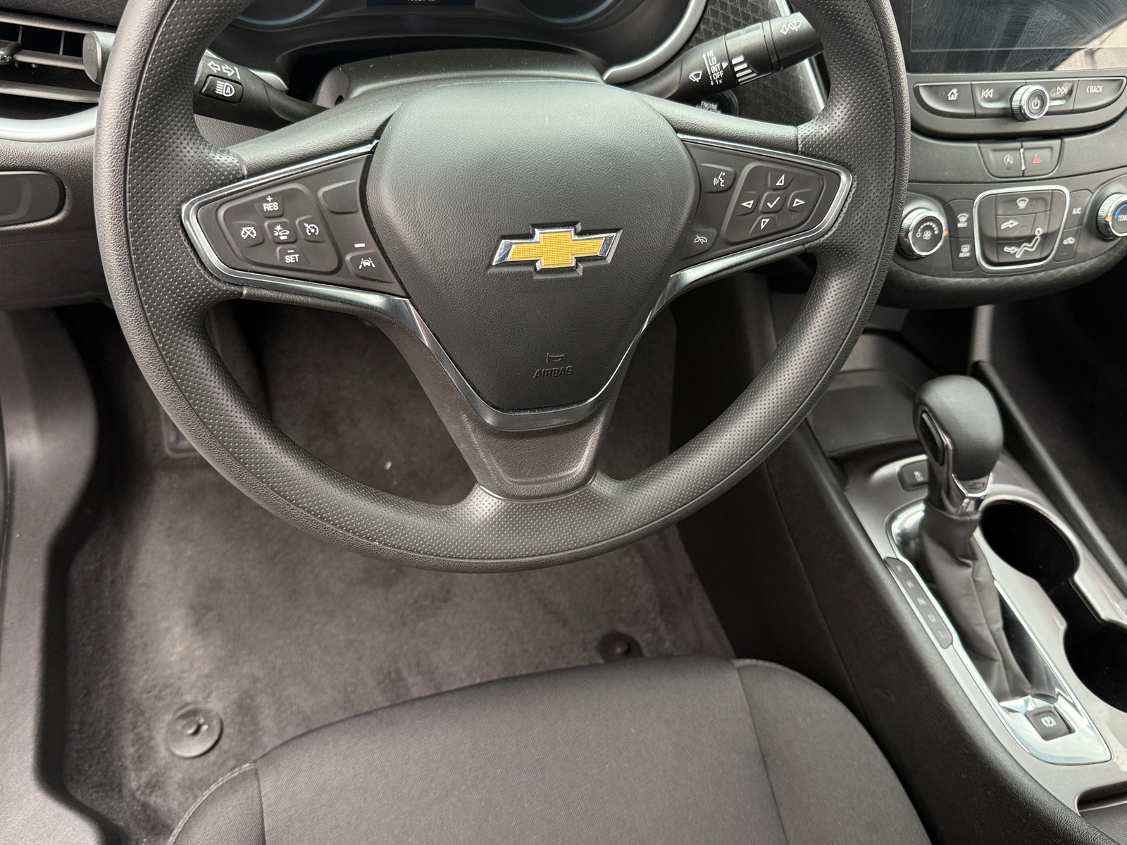 Thumbnail: 2023 Chevrolet Malibu - 5
