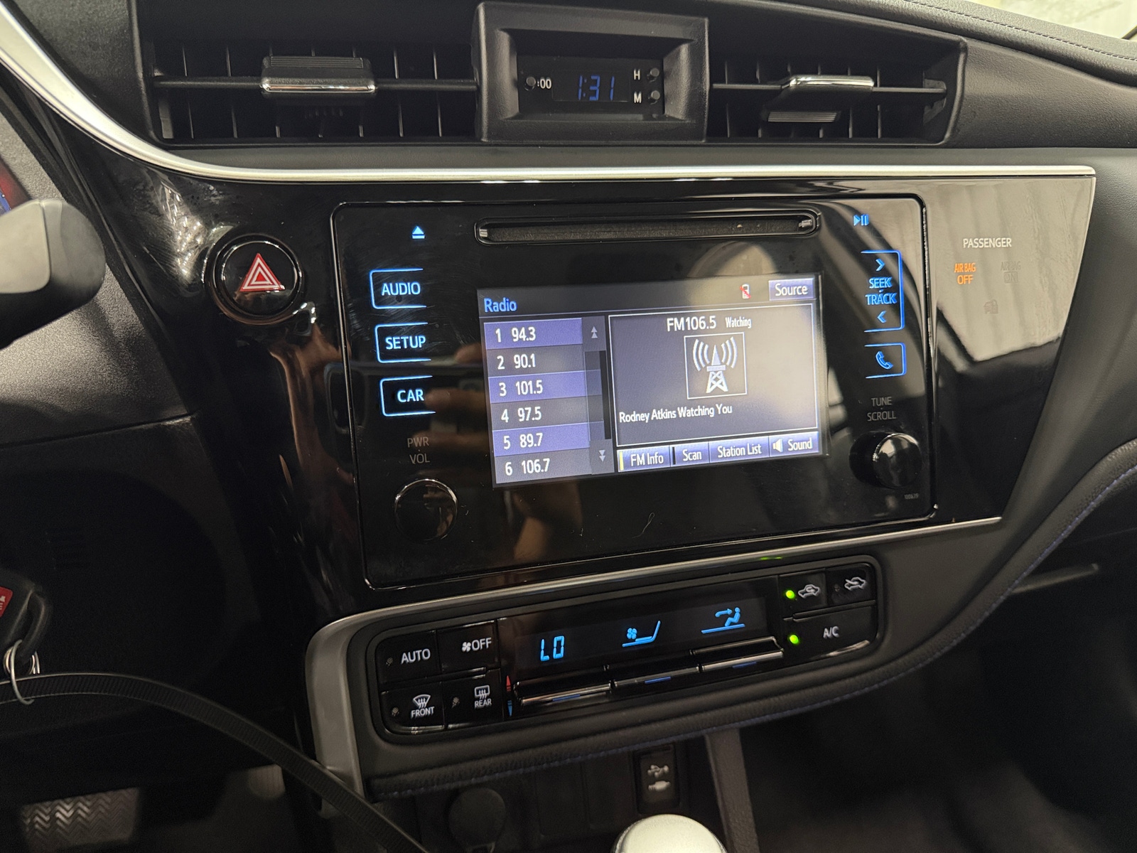 Thumbnail: 2017 Toyota Corolla - 4