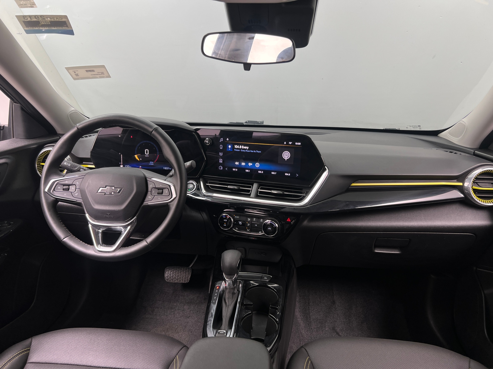 Thumbnail: 2025 Chevrolet Trax - 2