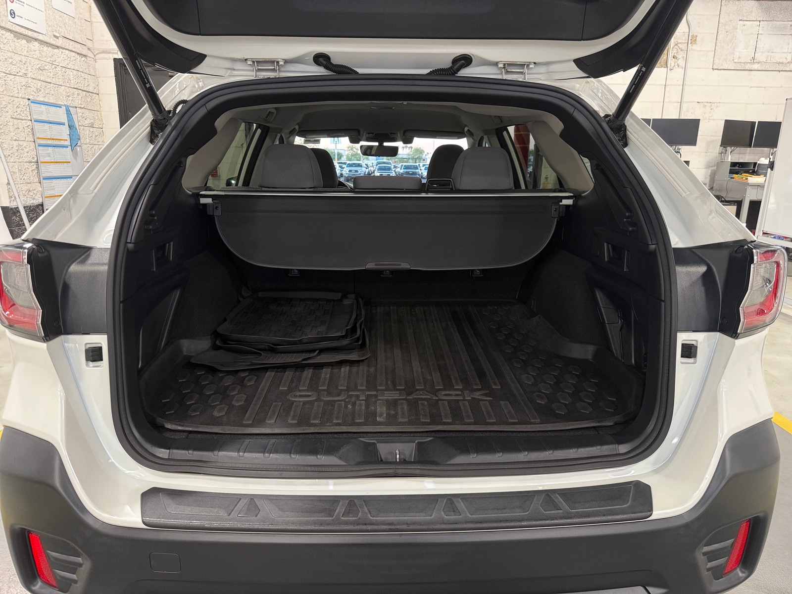 Thumbnail: 2020 Subaru Outback - 7