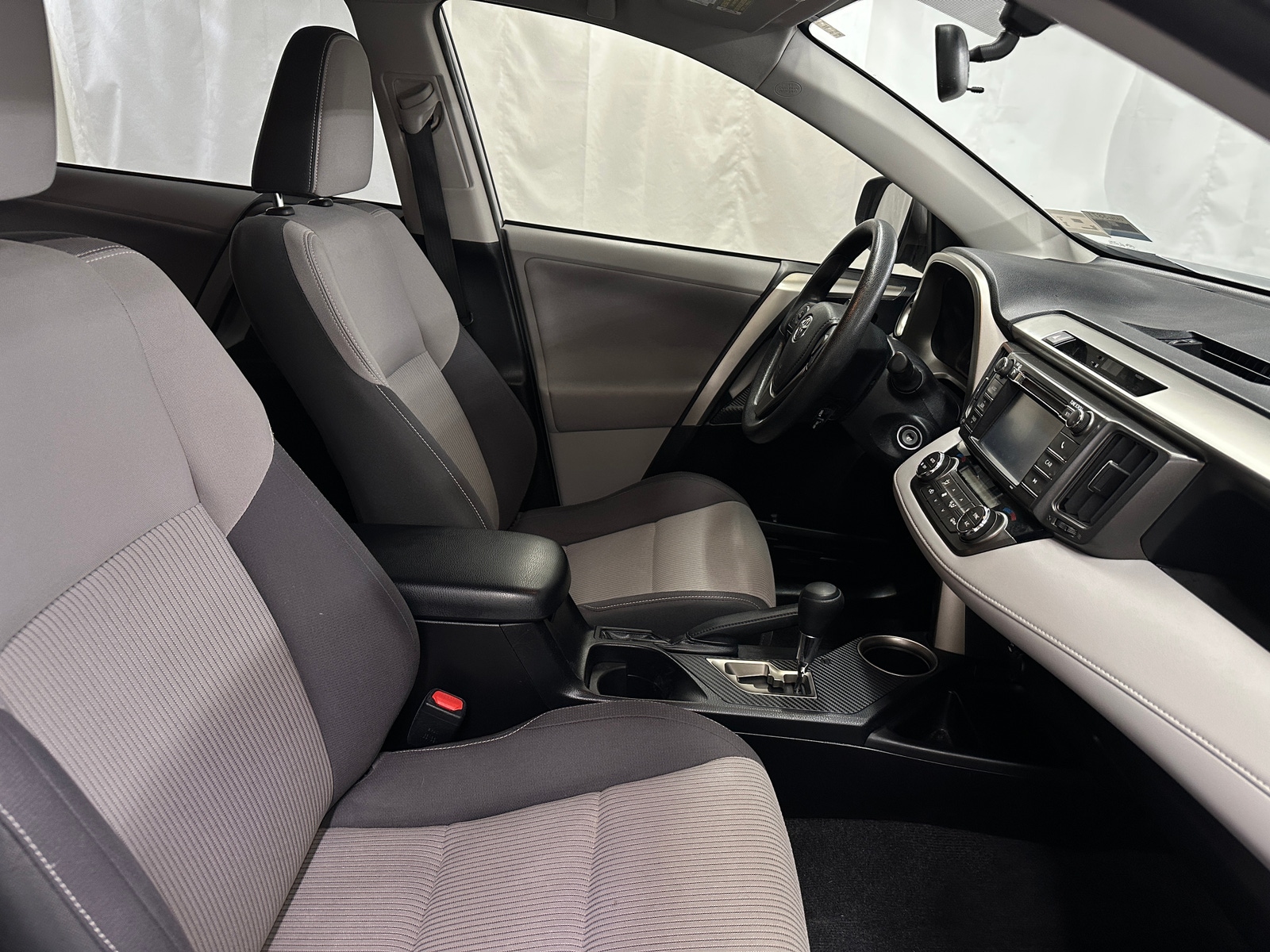 Thumbnail: 2013 Toyota RAV4 - 2
