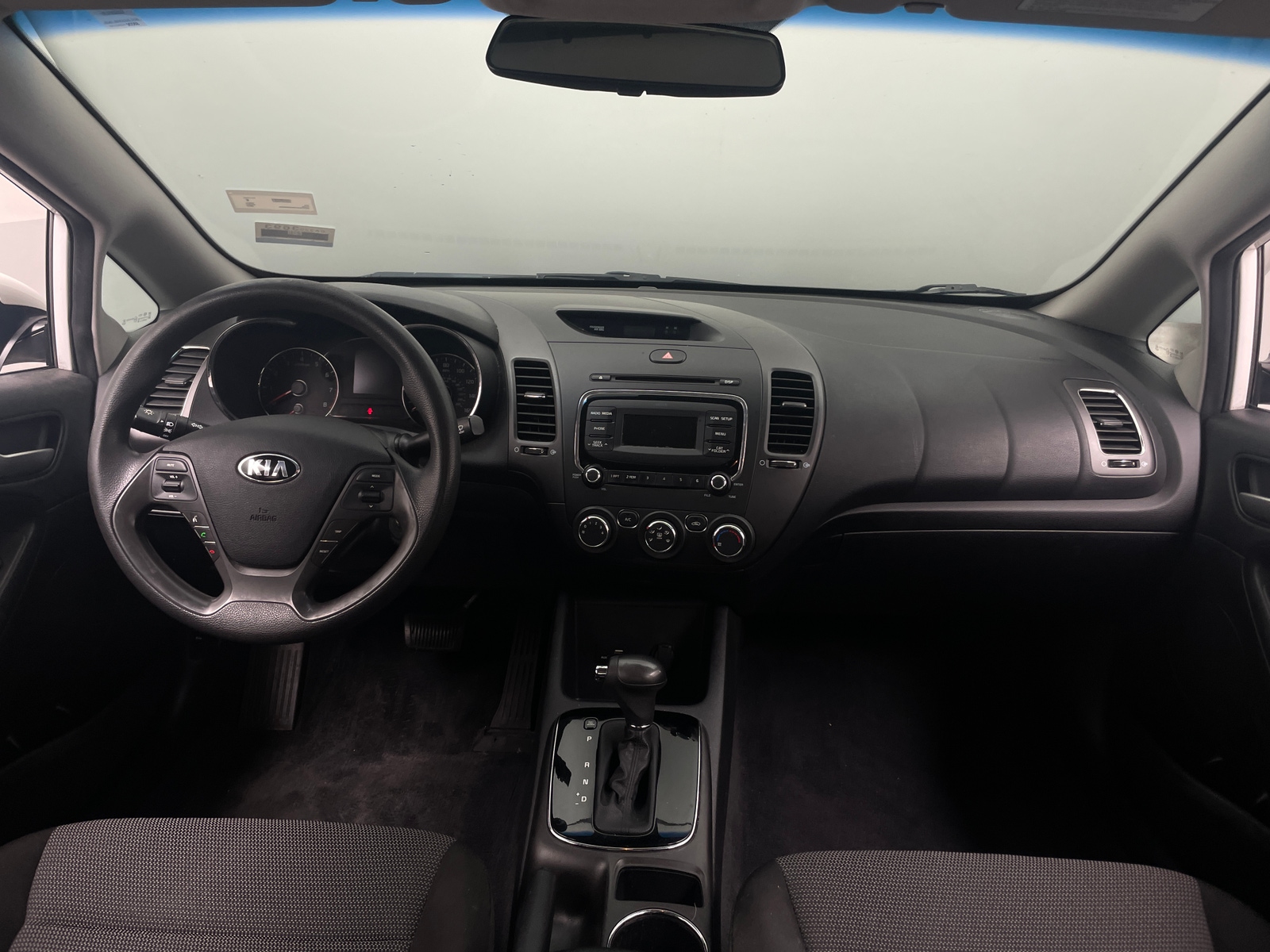 Thumbnail: 2017 Kia Forte - 3
