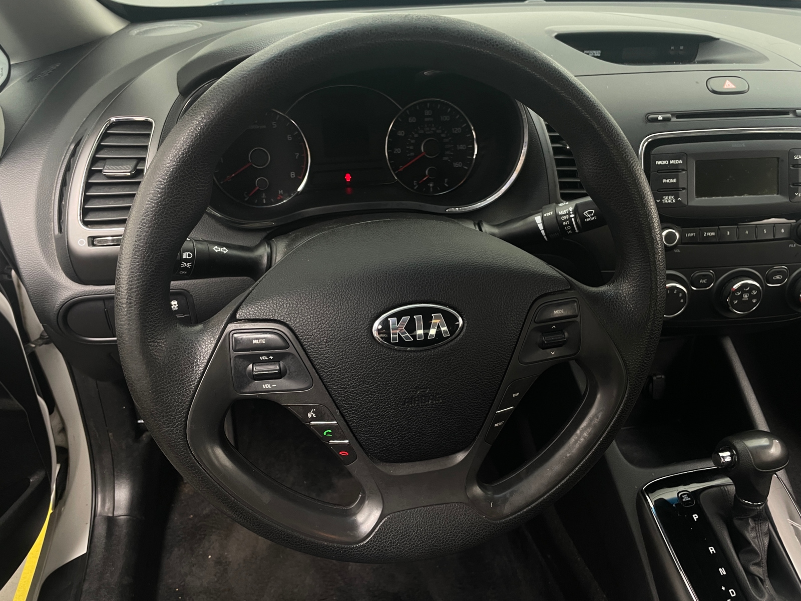 Thumbnail: 2017 Kia Forte - 5