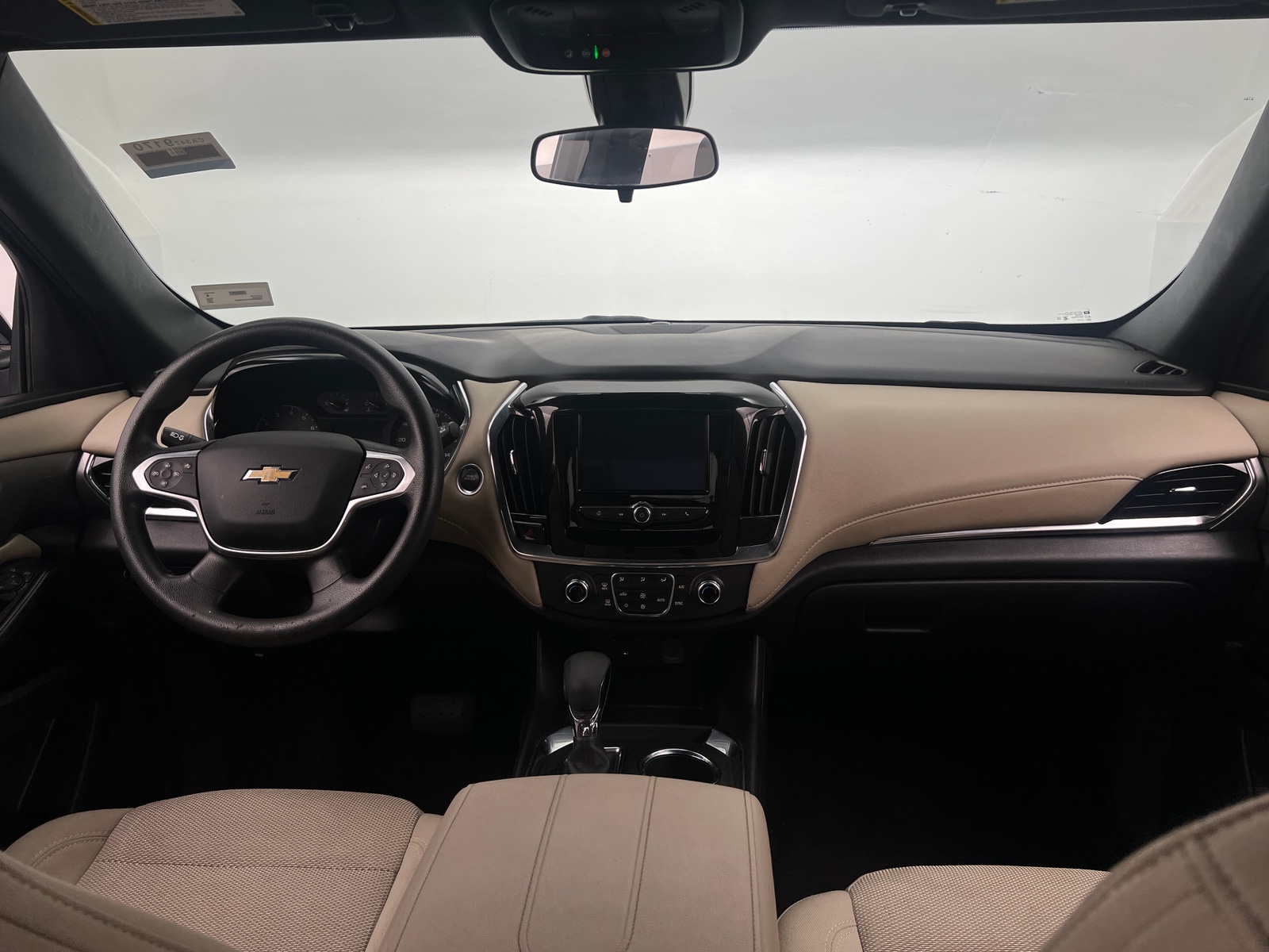 Thumbnail: 2023 Chevrolet Traverse - 3