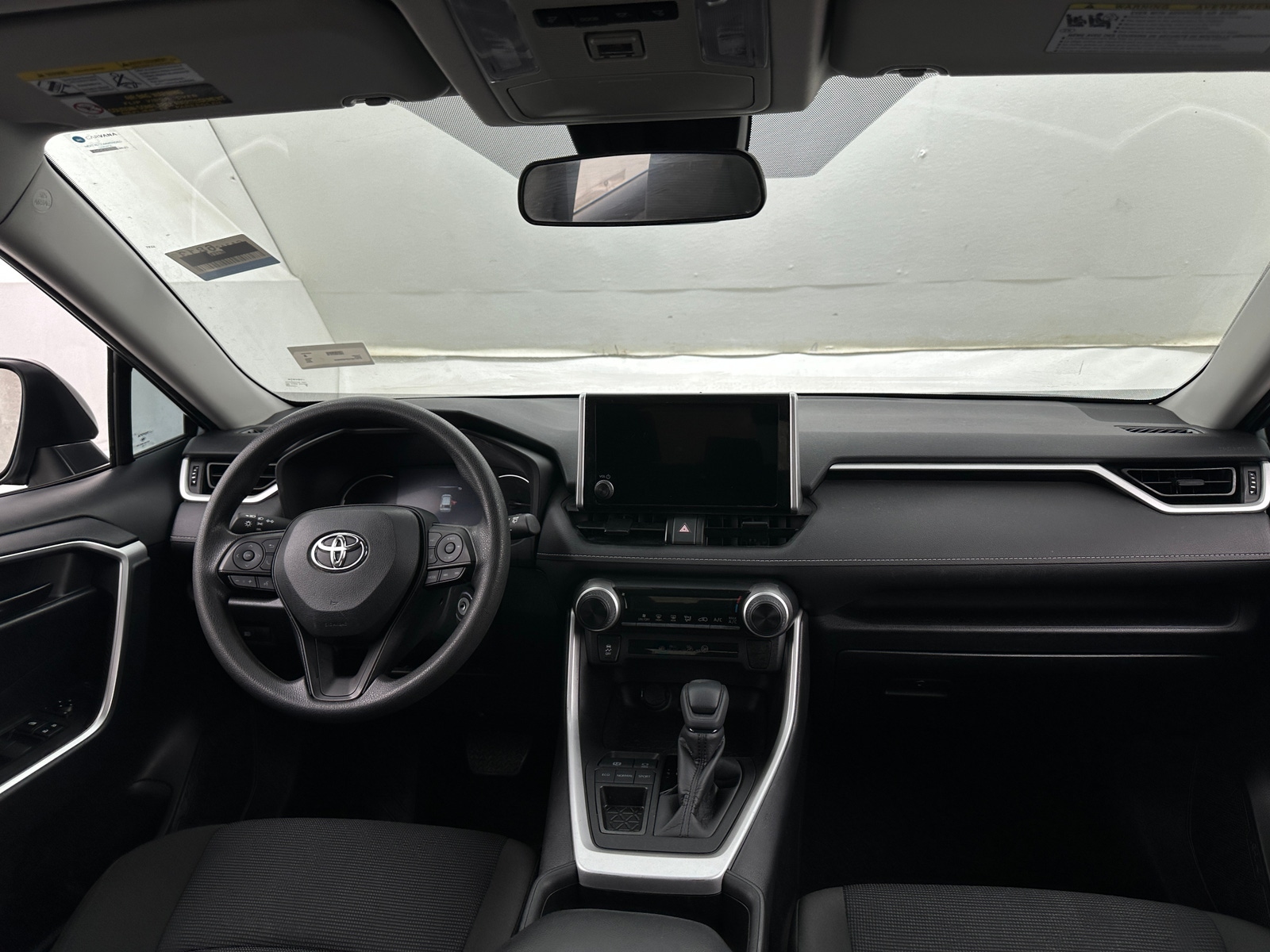 Thumbnail: 2023 Toyota RAV4 - 3