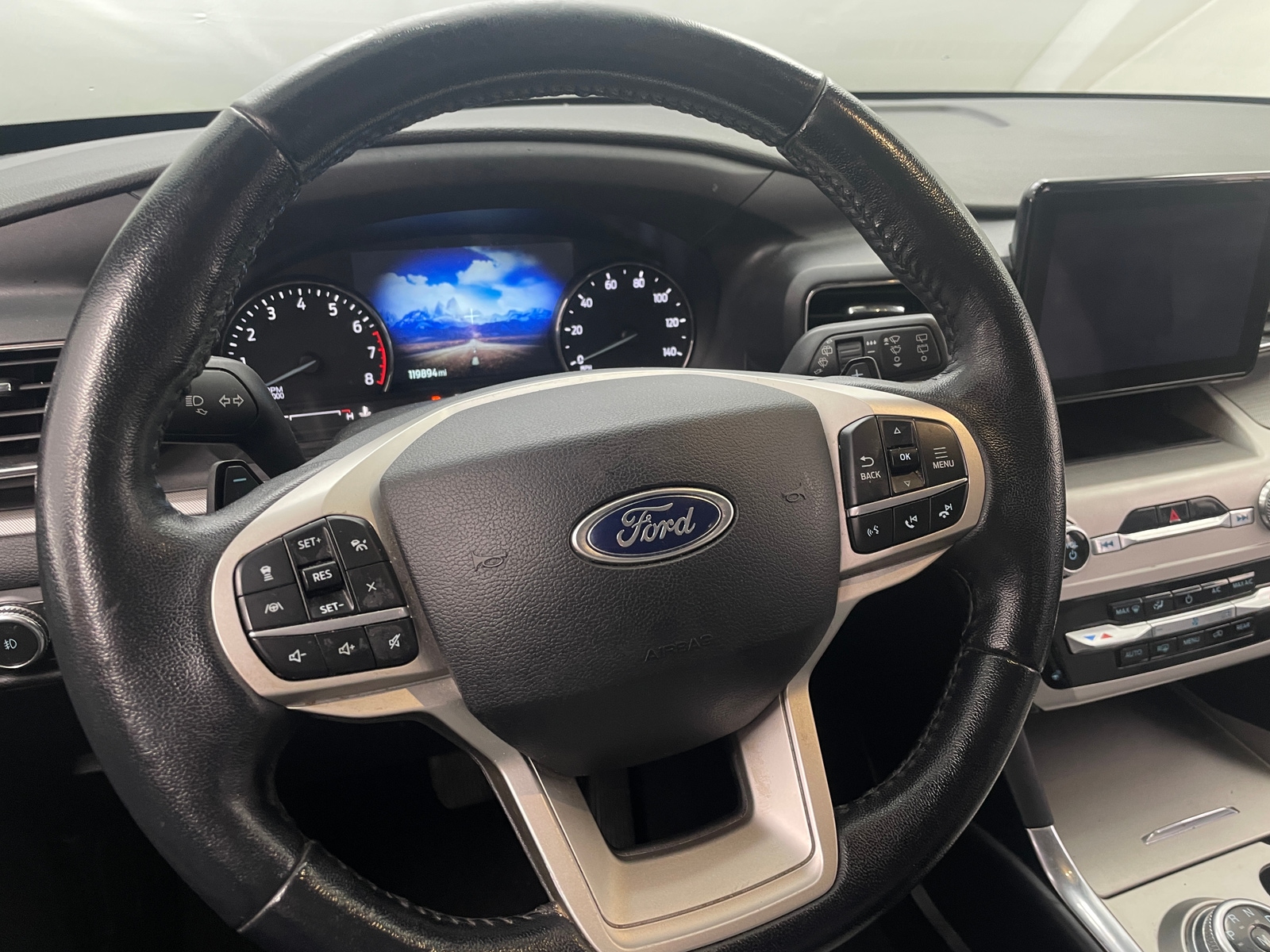 Thumbnail: 2021 Ford Explorer - 5