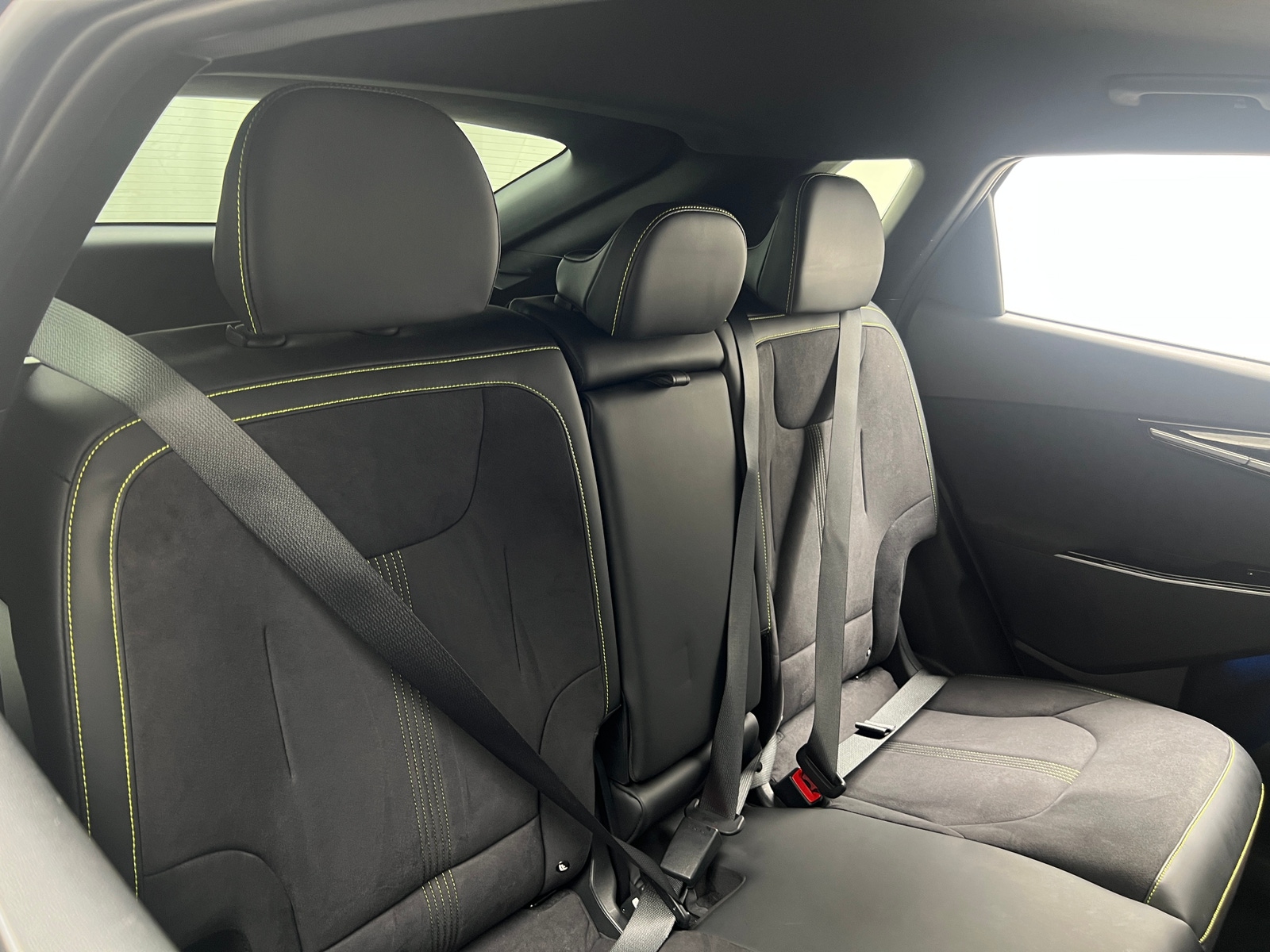 Thumbnail: 2023 Kia EV6 - 5