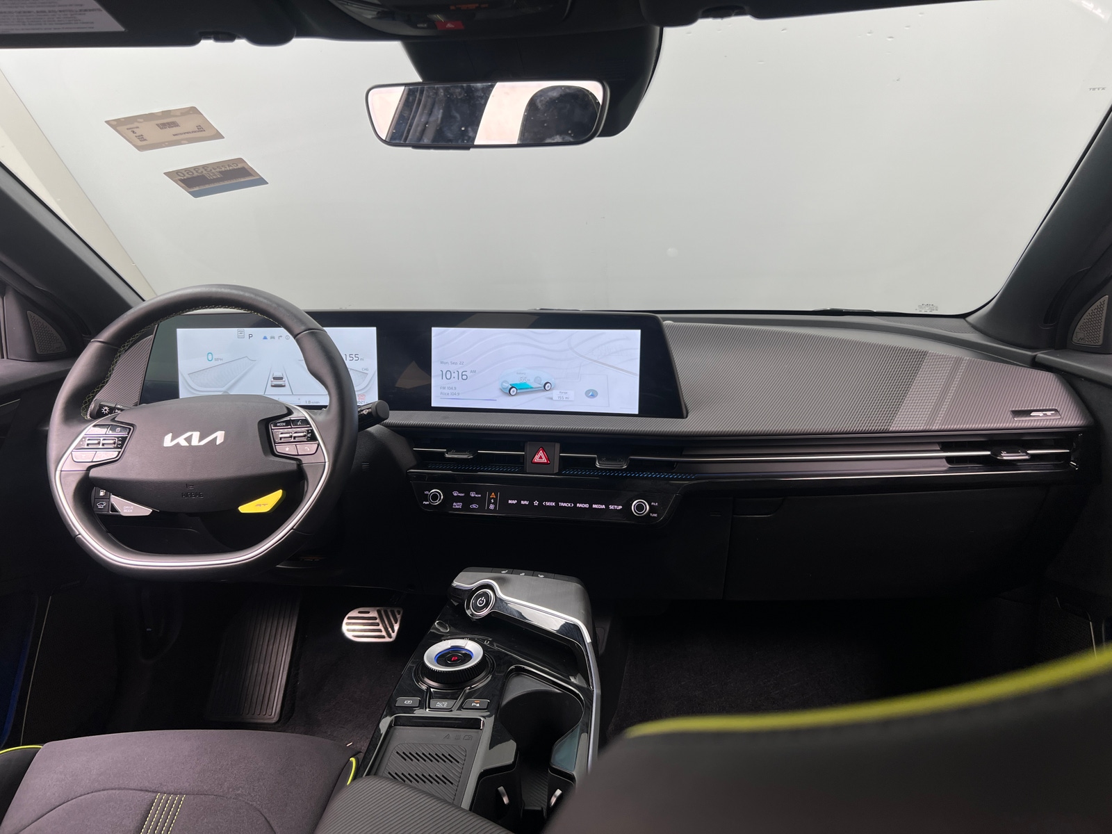 Thumbnail: 2023 Kia EV6 - 2