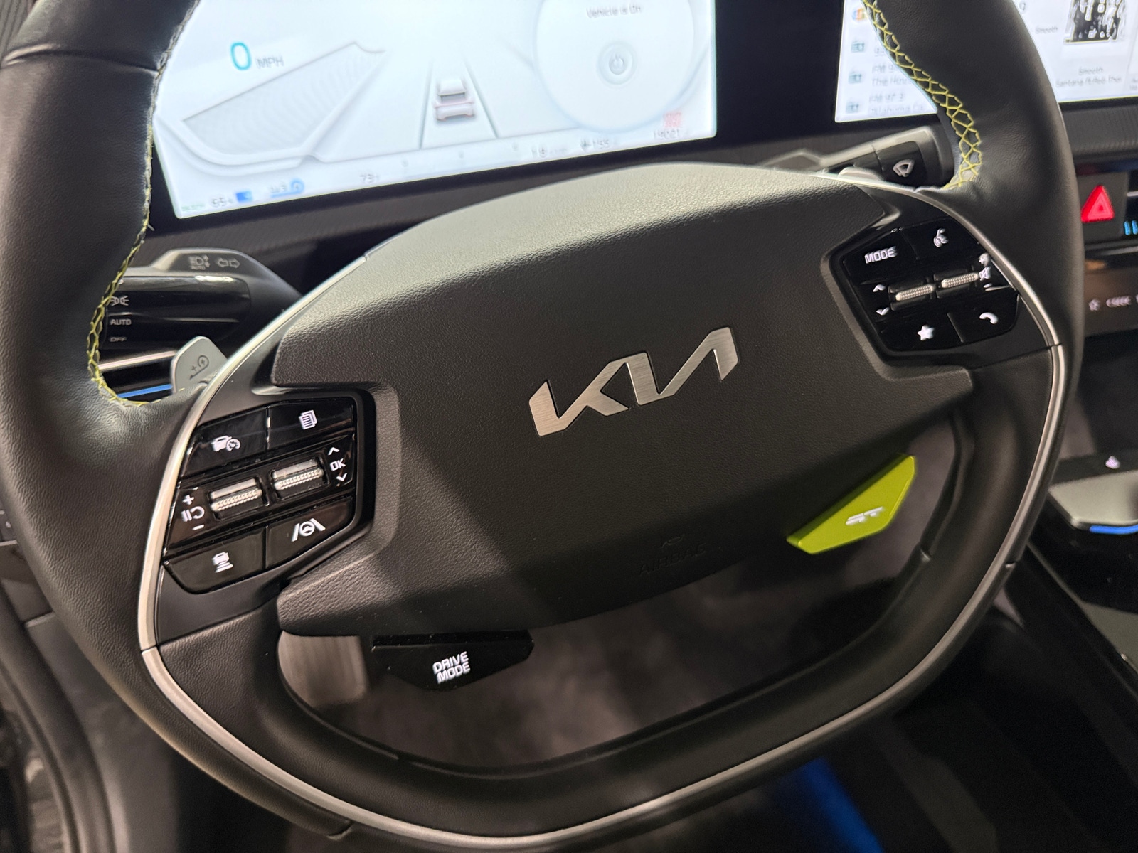 Thumbnail: 2023 Kia EV6 - 4