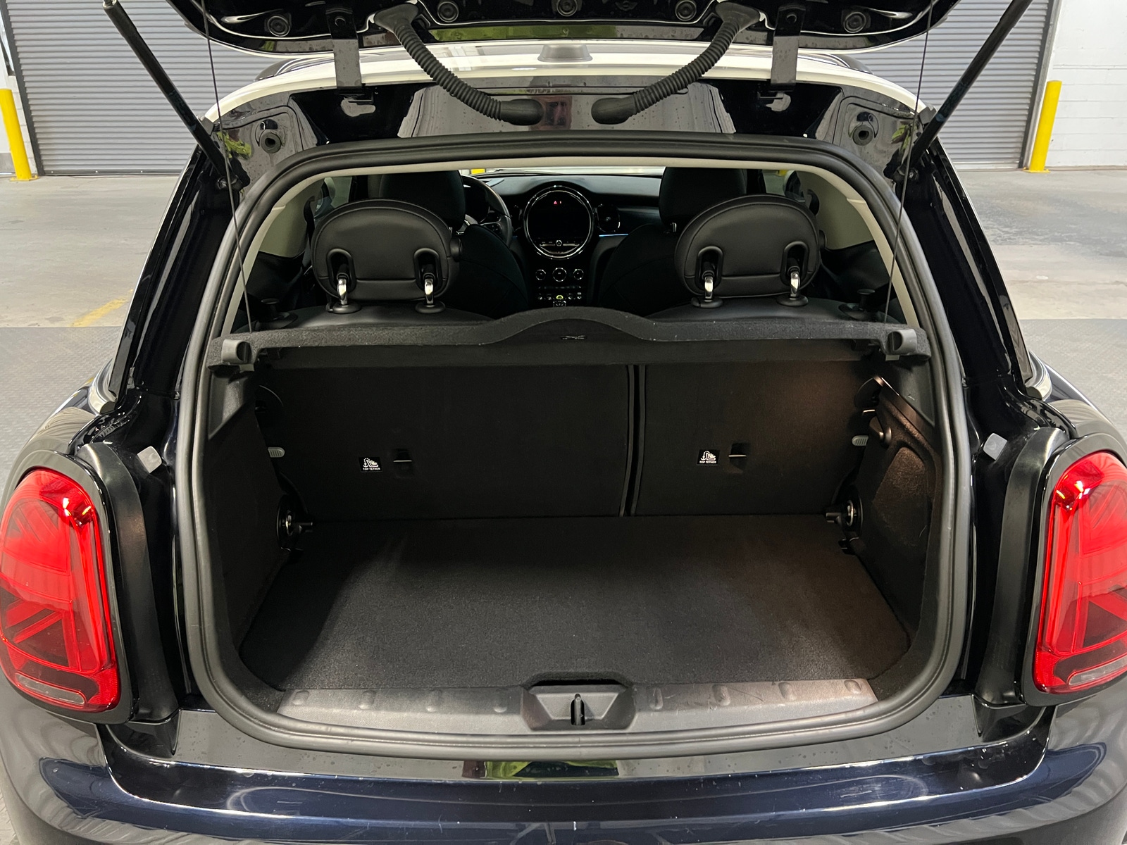 Thumbnail: 2023 MINI Cooper Hardtop - 6