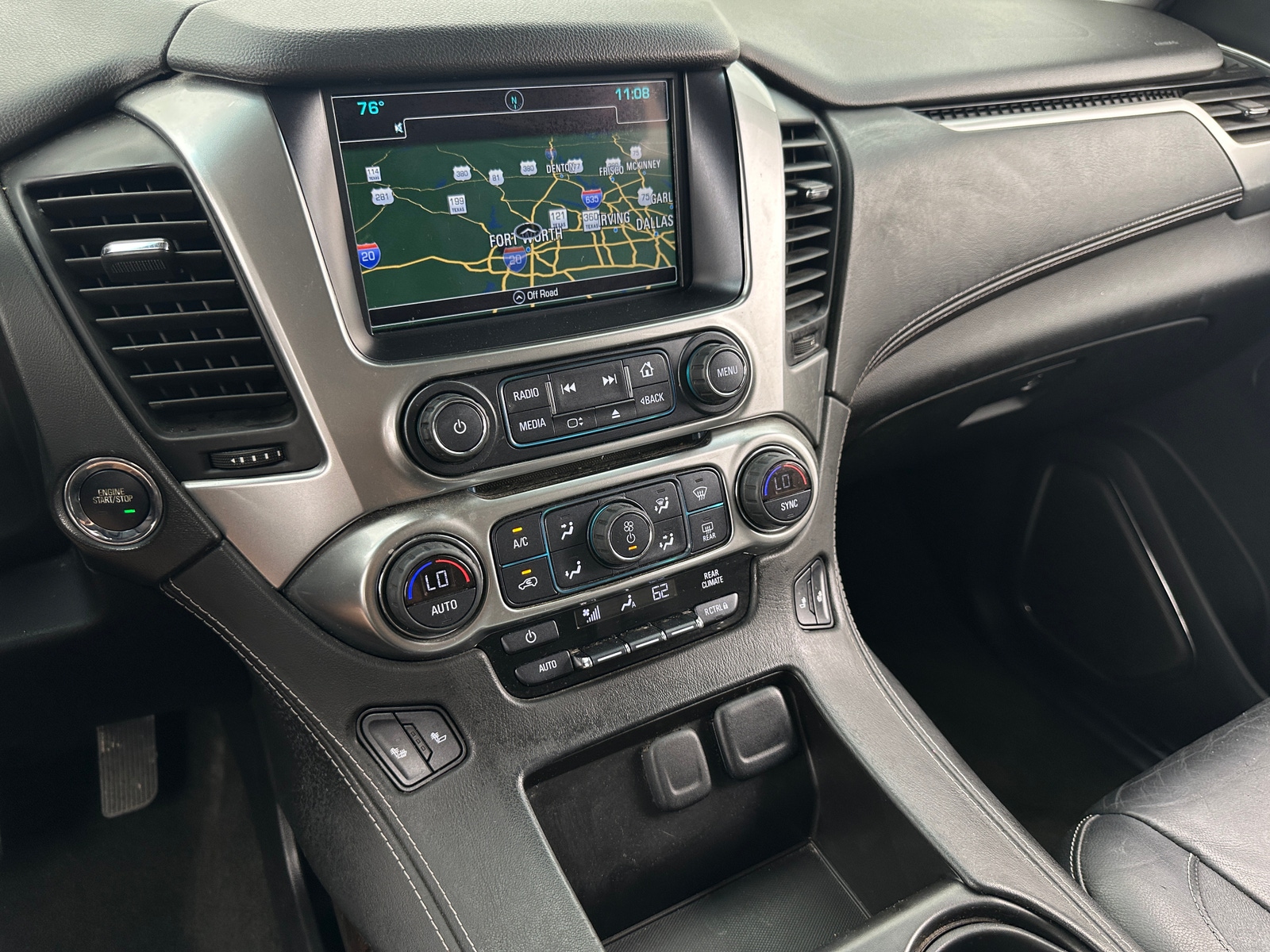 Thumbnail: 2017 Chevrolet Suburban - 3