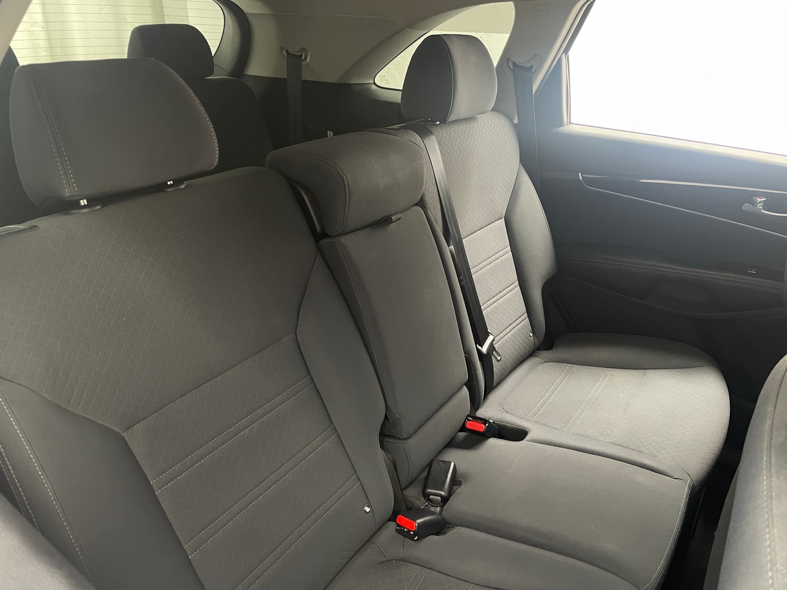 Thumbnail: 2016 Kia Sorento - 6