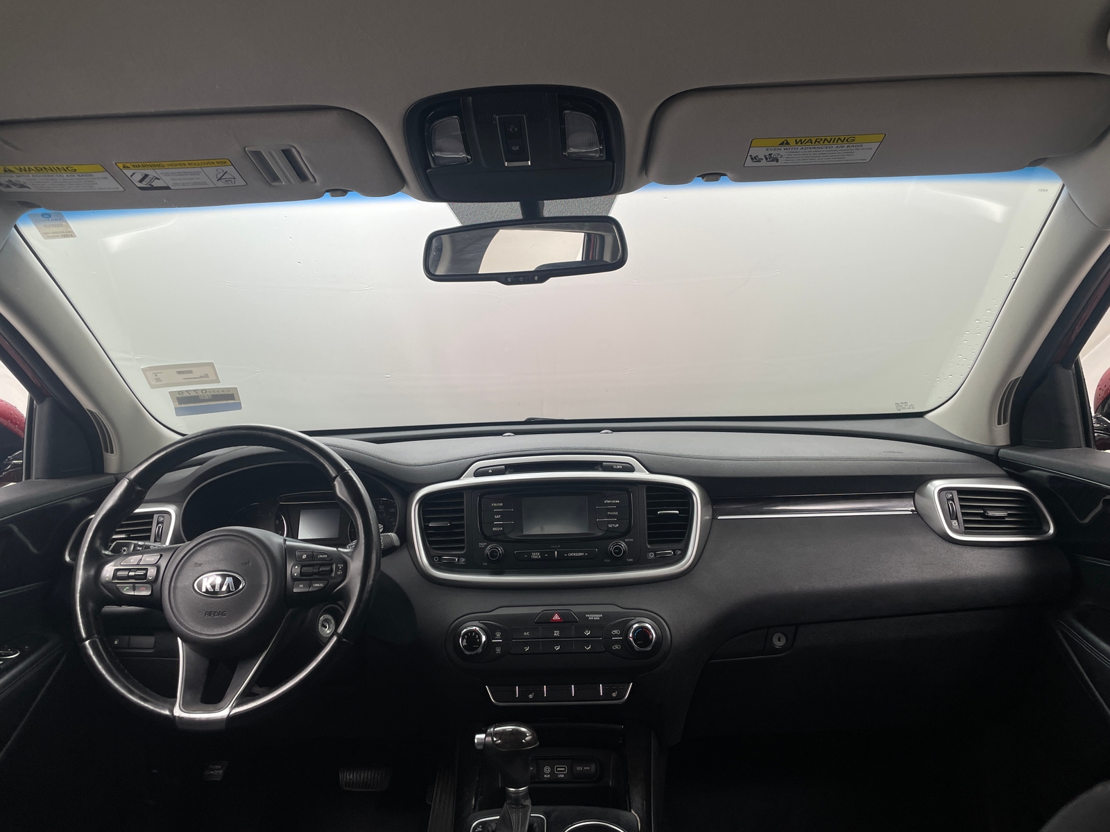 Thumbnail: 2016 Kia Sorento - 3