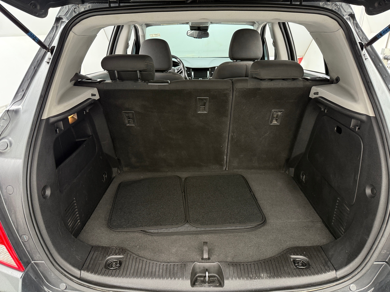 Thumbnail: 2019 Chevrolet Trax - 7