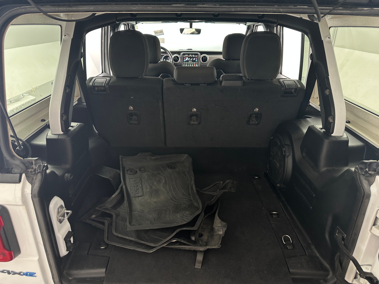 Thumbnail: 2021 Jeep Wrangler - 7