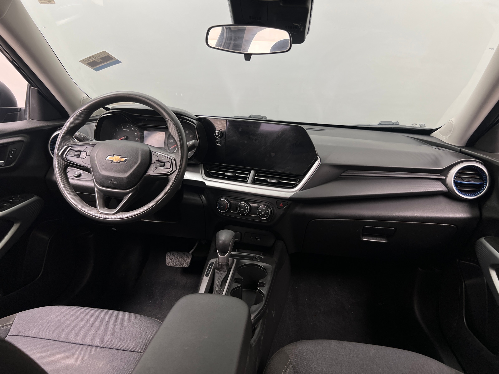 Thumbnail: 2024 Chevrolet Trax - 3