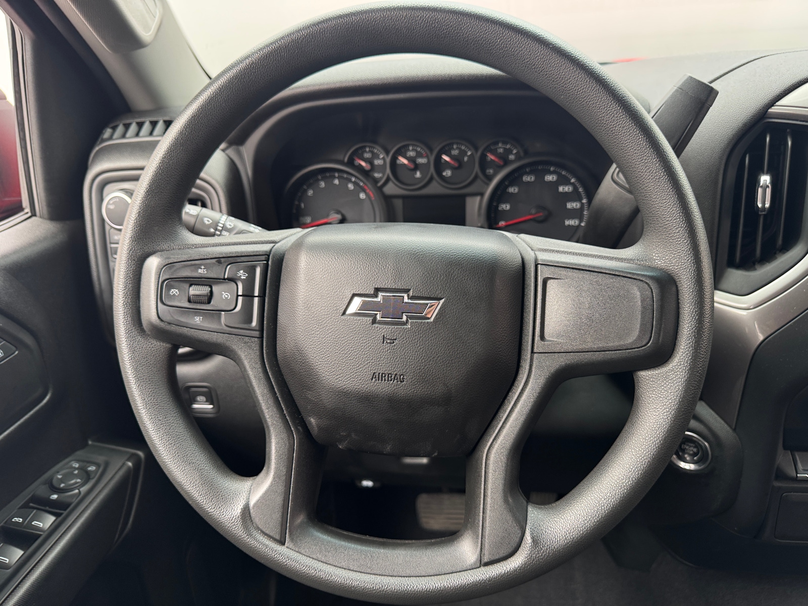 Thumbnail: 2023 Chevrolet Silverado 1500 - 5