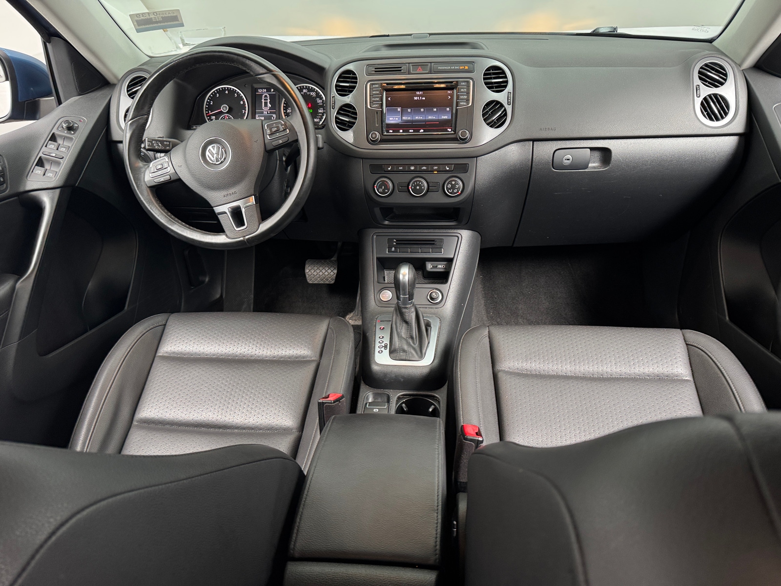 Thumbnail: 2017 Volkswagen Tiguan - 2