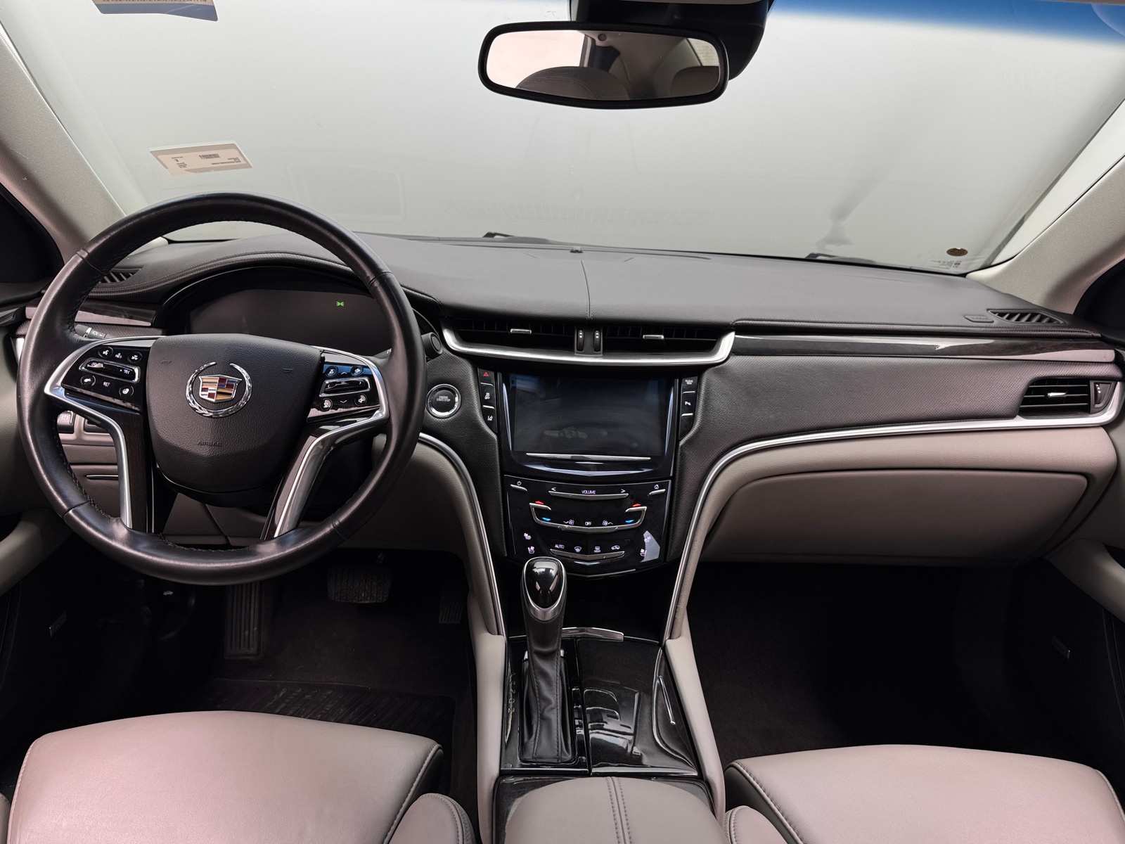 Thumbnail: 2013 Cadillac XTS - 2