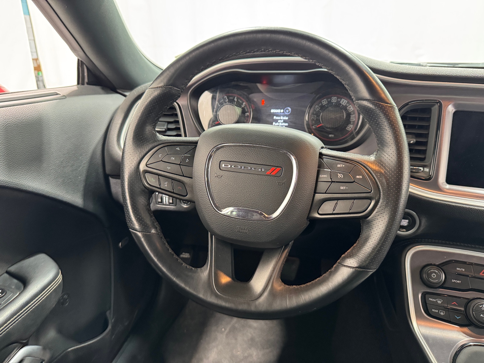 Thumbnail: 2021 Dodge Challenger - 4
