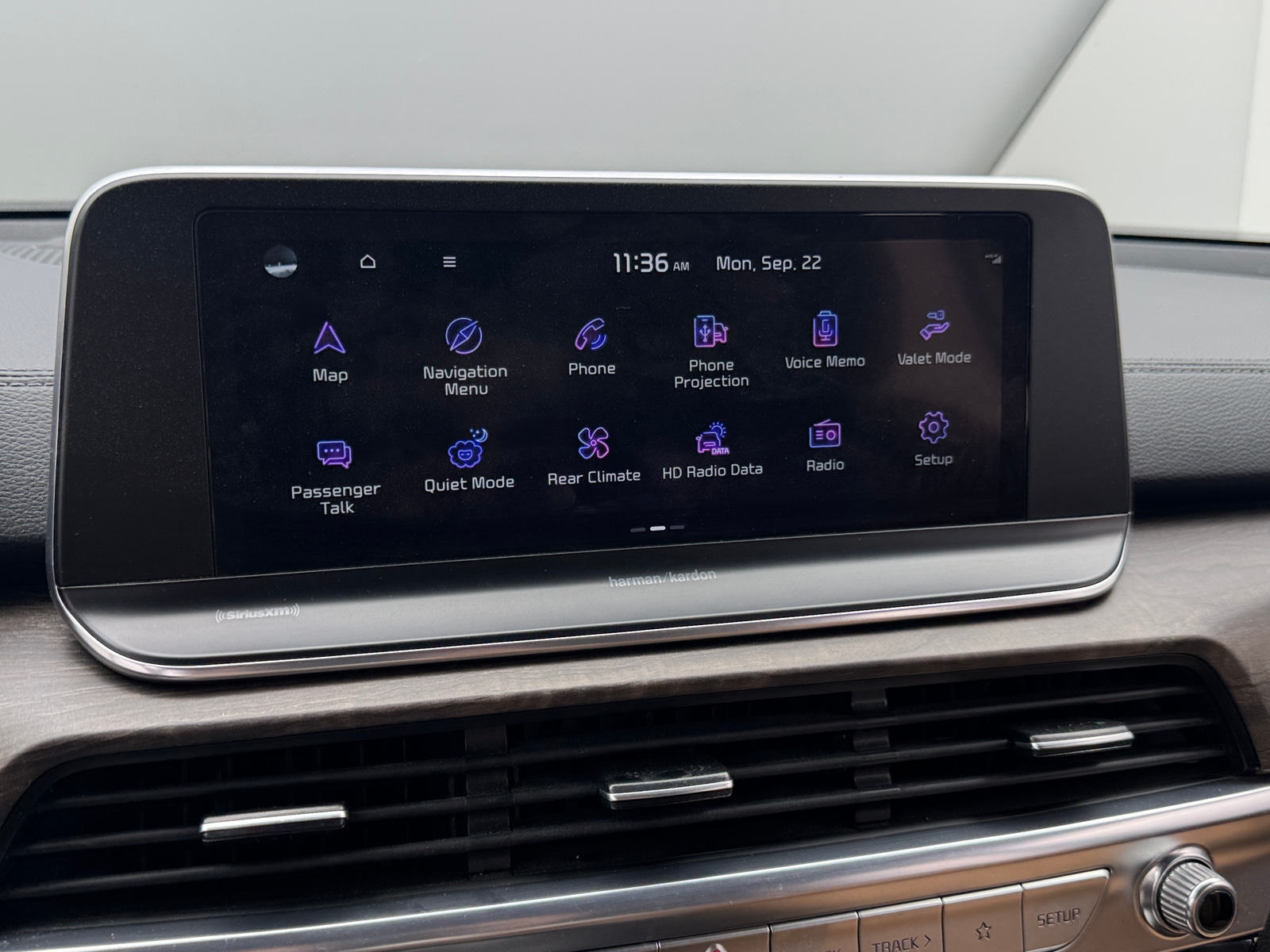 Thumbnail: 2021 Kia Telluride - 4
