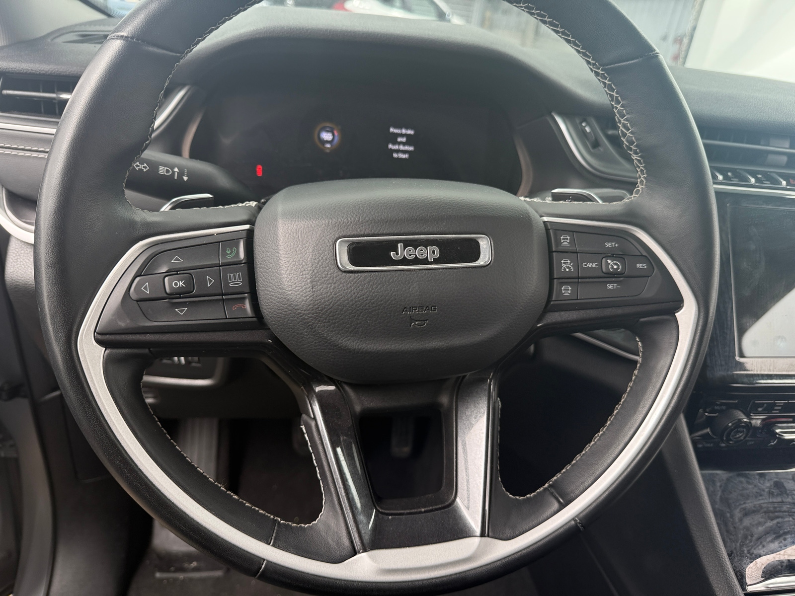 Thumbnail: 2022 Jeep Grand Cherokee - 5