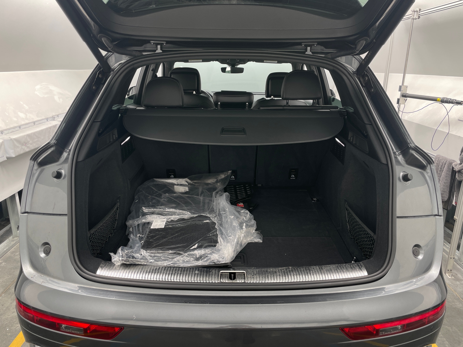 Thumbnail: 2022 Audi SQ5 - 6