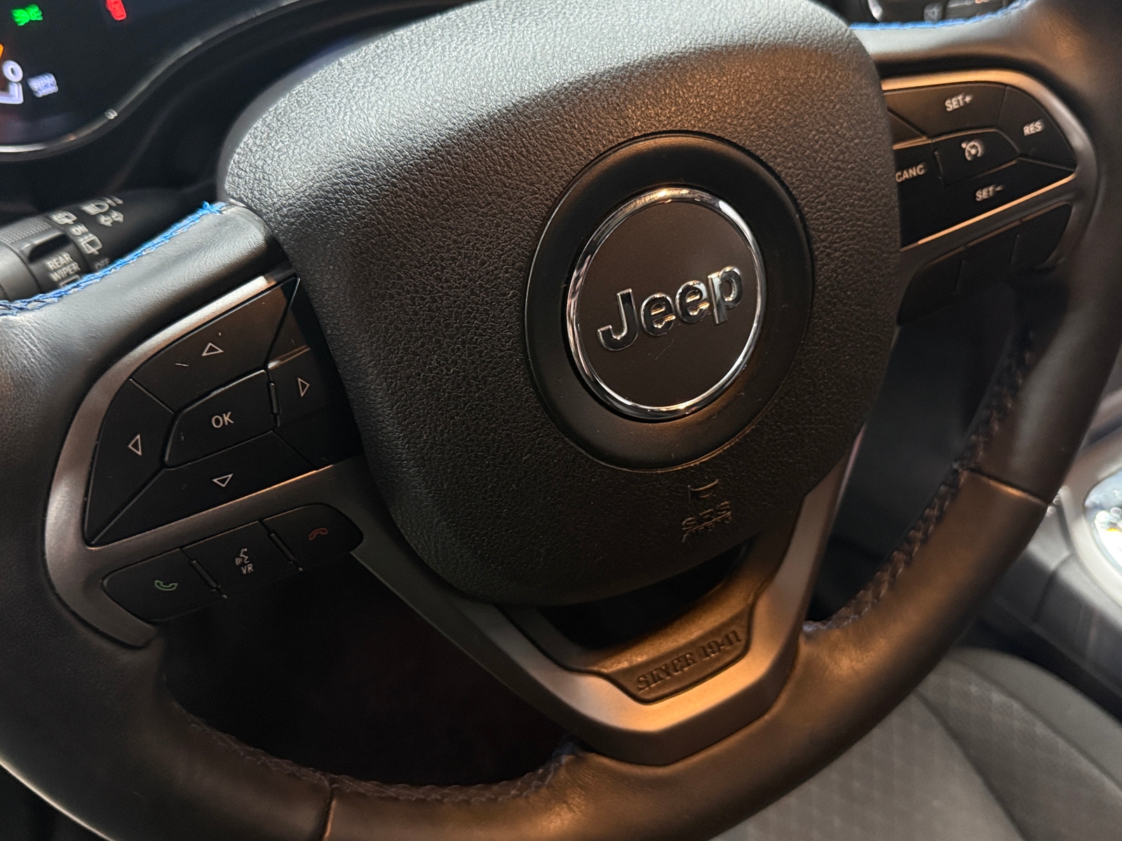 Thumbnail: 2018 Jeep Grand Cherokee - 5
