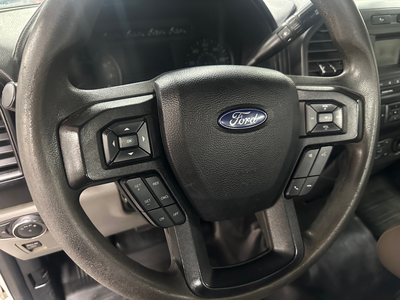 Thumbnail: 2020 Ford Econoline - 4