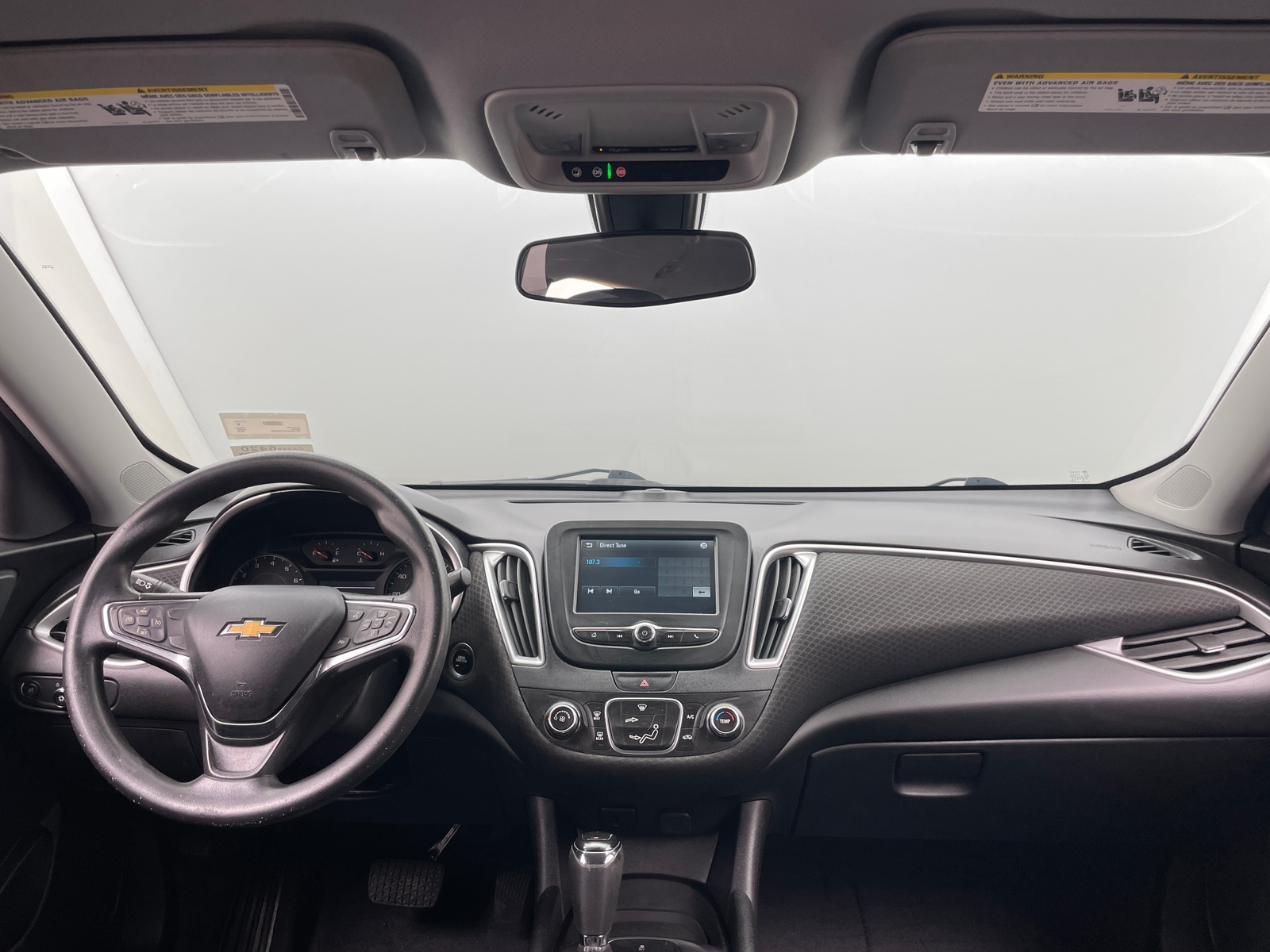 Thumbnail: 2018 Chevrolet Malibu - 3