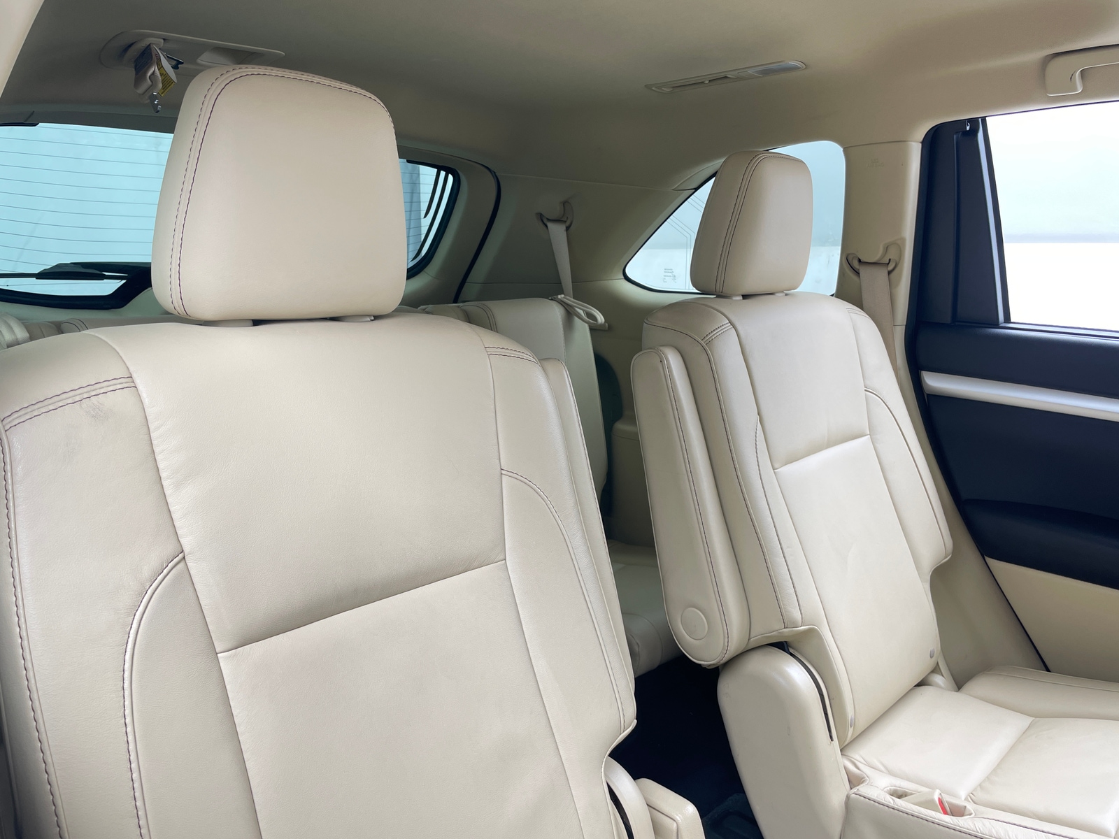 Thumbnail: 2016 Toyota Highlander - 5