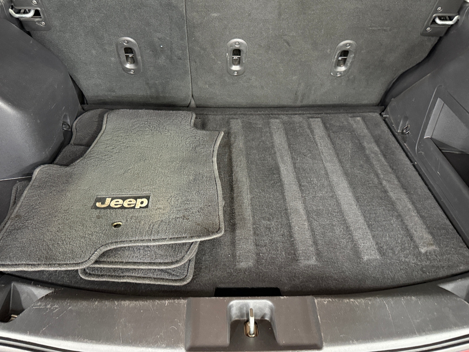 Thumbnail: 2015 Jeep Patriot - 7
