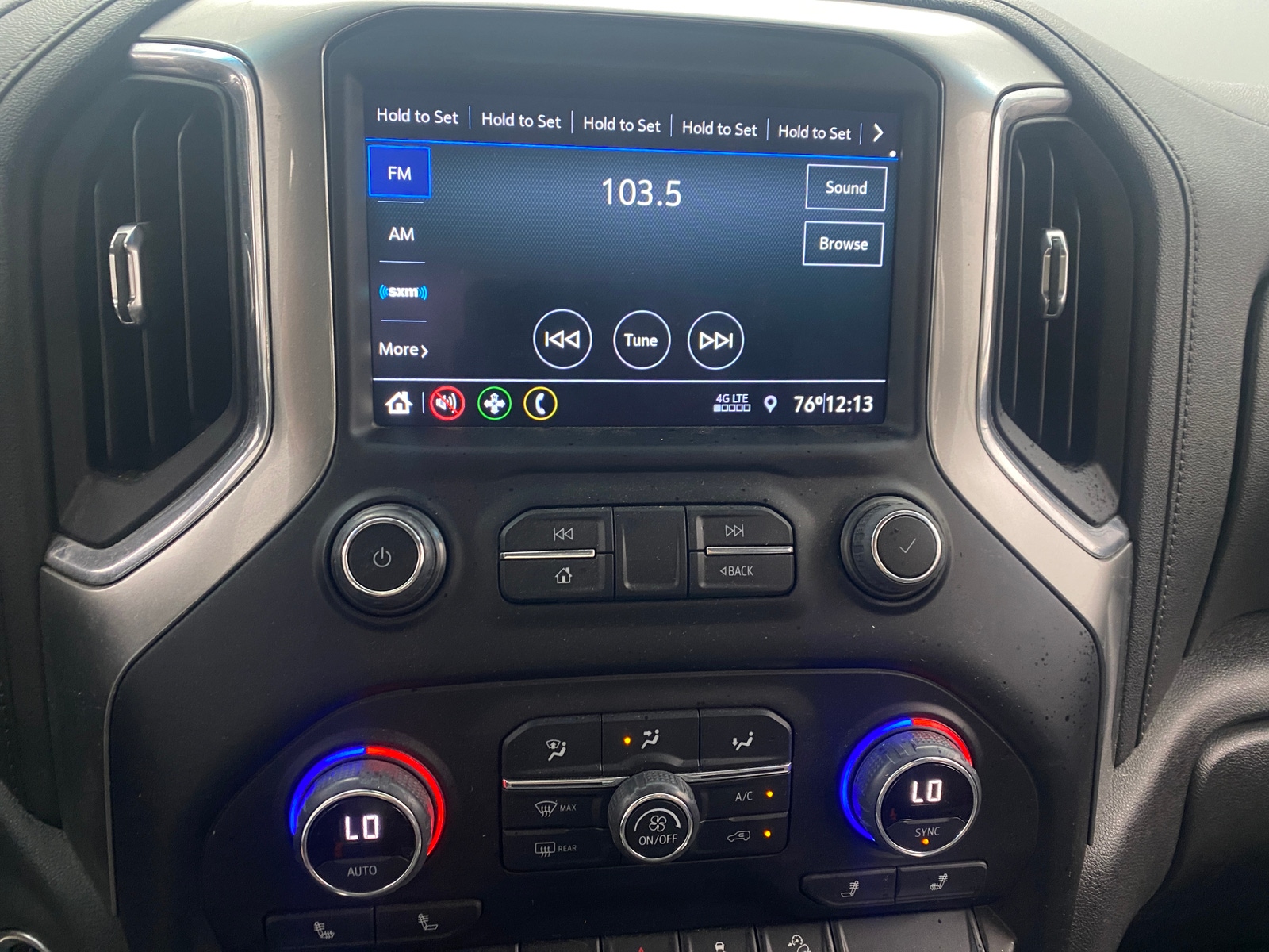 Thumbnail: 2021 Chevrolet Silverado 1500 - 4
