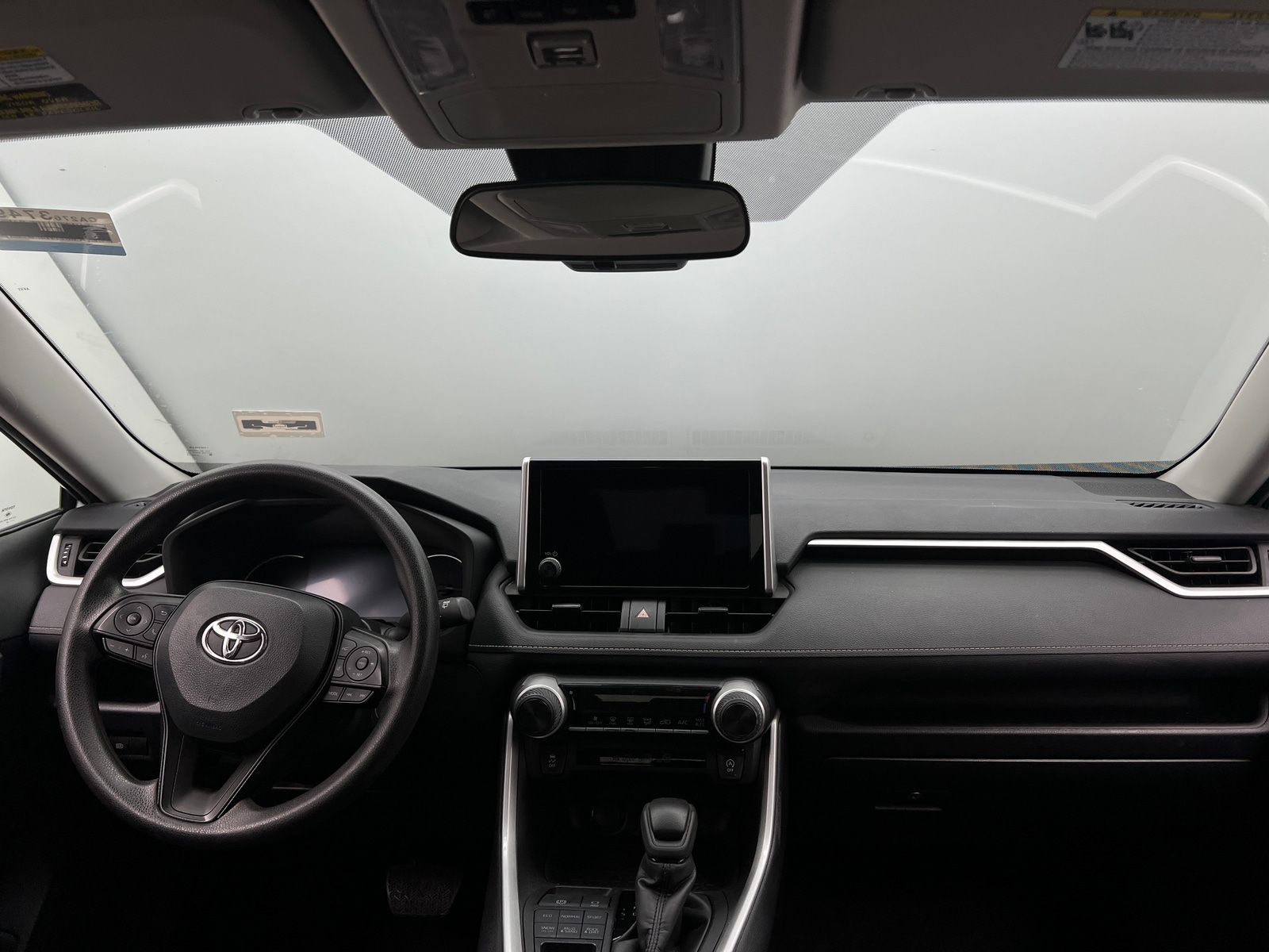 Thumbnail: 2024 Toyota RAV4 - 3