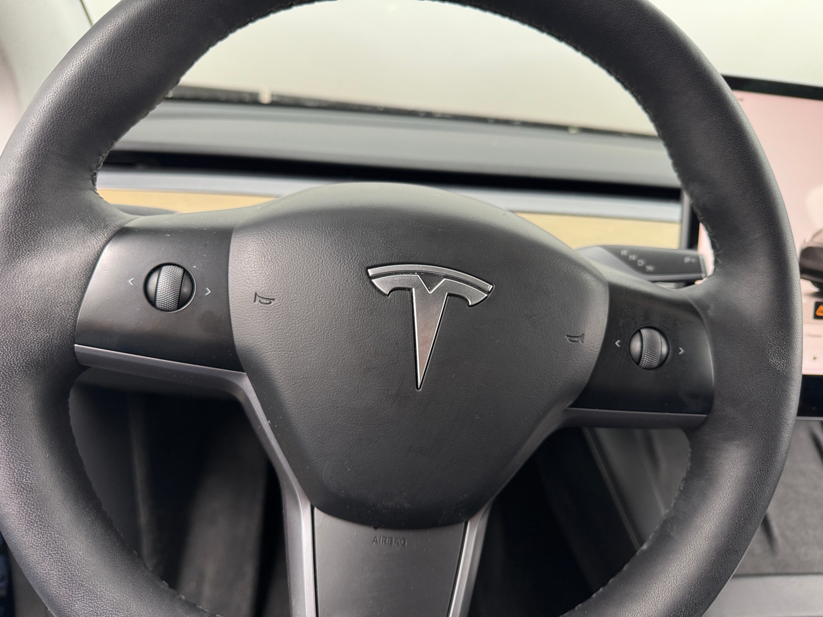Thumbnail: 2023 Tesla Model Y - 4