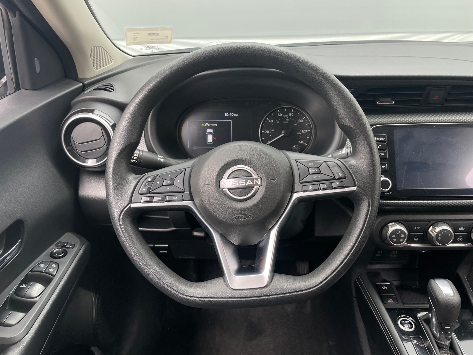Thumbnail: 2024 Nissan Kicks - 5