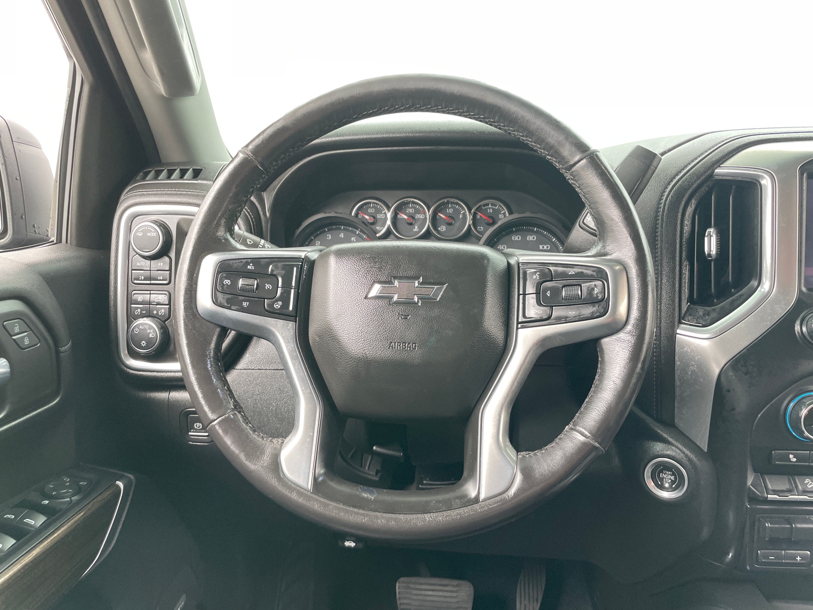 Thumbnail: 2020 Chevrolet Silverado 1500 - 5