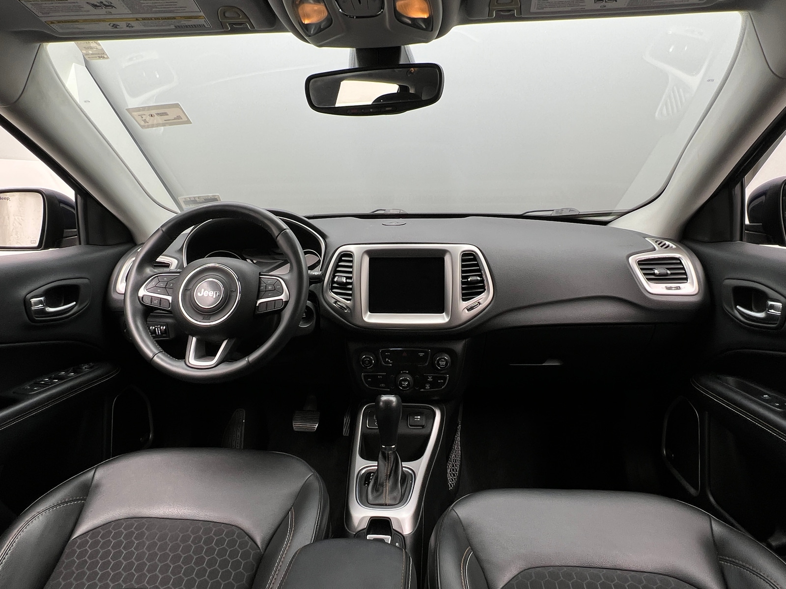 Thumbnail: 2018 Jeep Compass - 3