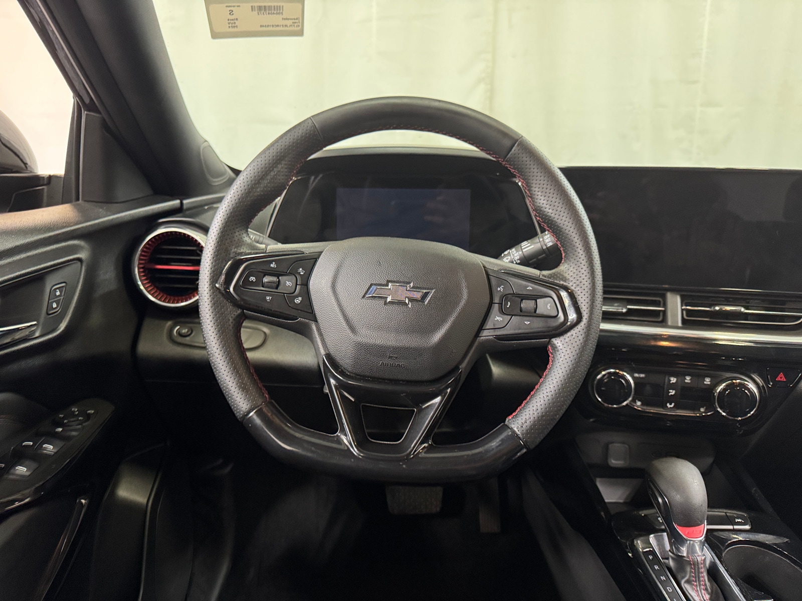 Thumbnail: 2024 Chevrolet Trax - 4