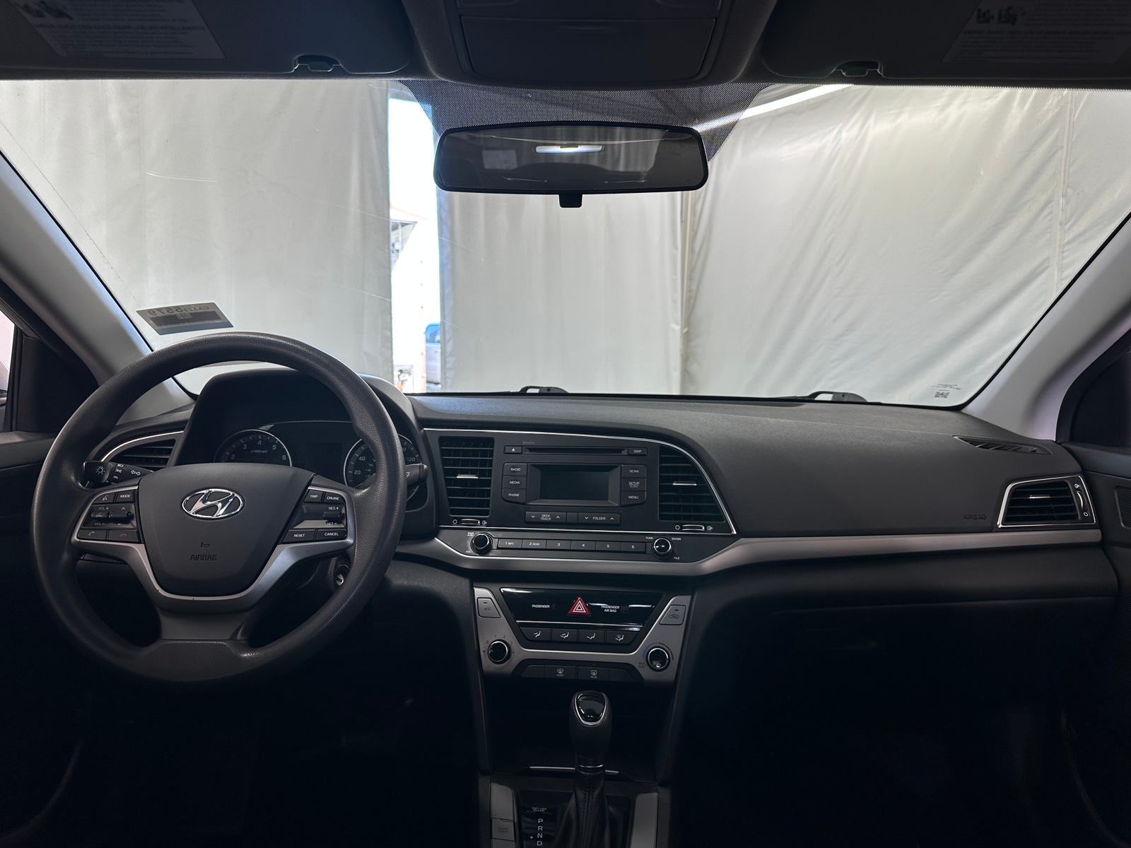 Thumbnail: 2018 Hyundai Elantra - 3
