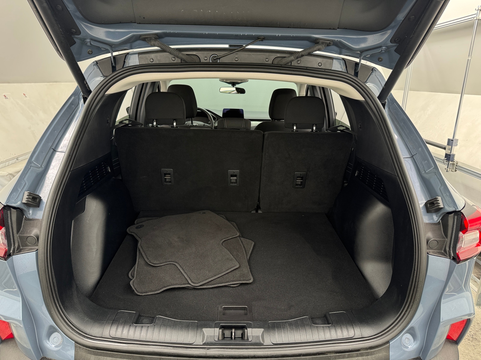 Thumbnail: 2025 Ford Escape - 7