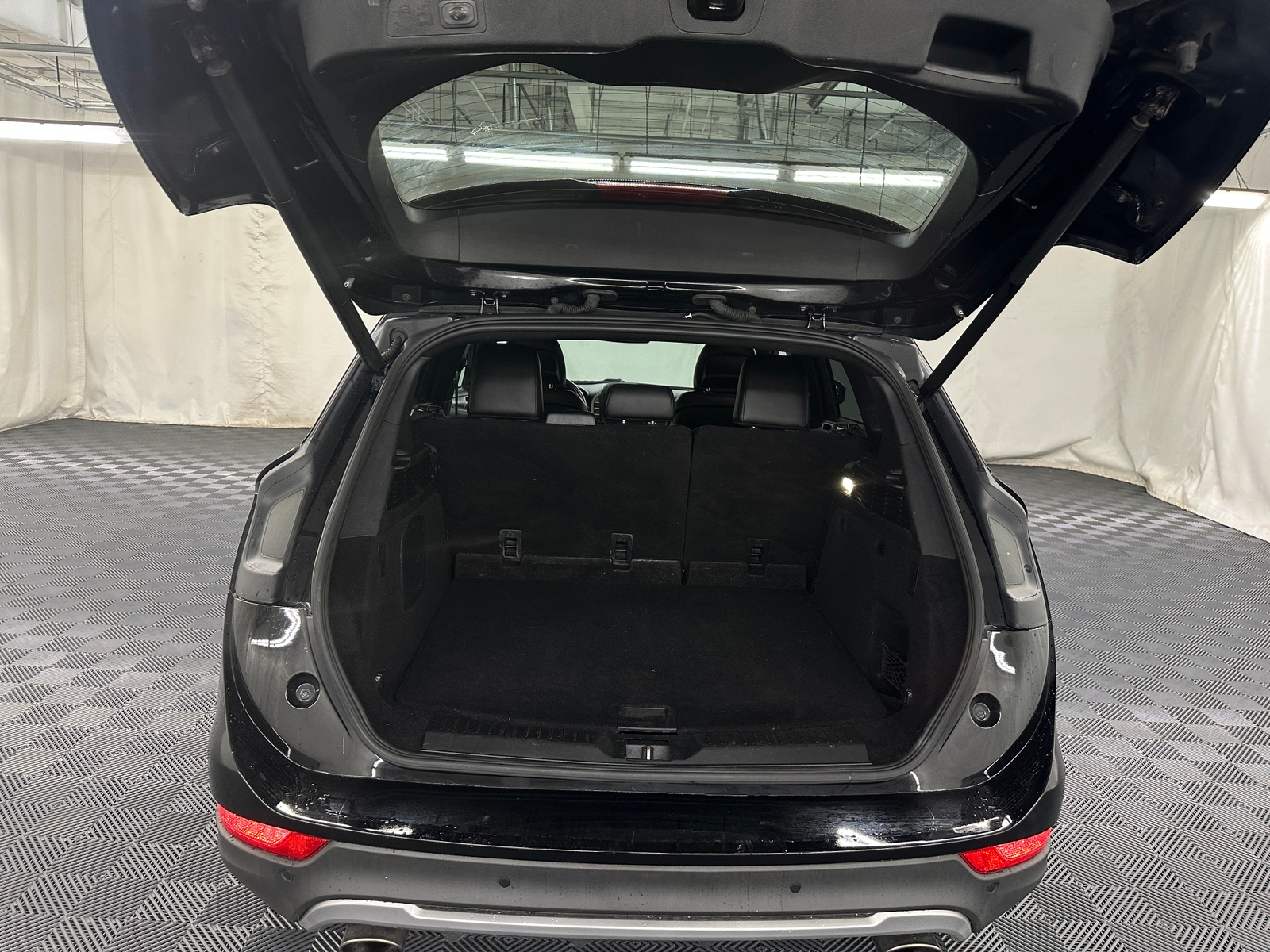 Thumbnail: 2017 Lincoln MKC - 6