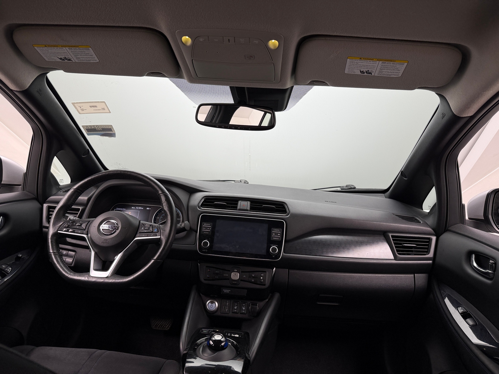 Thumbnail: 2021 Nissan Leaf - 3