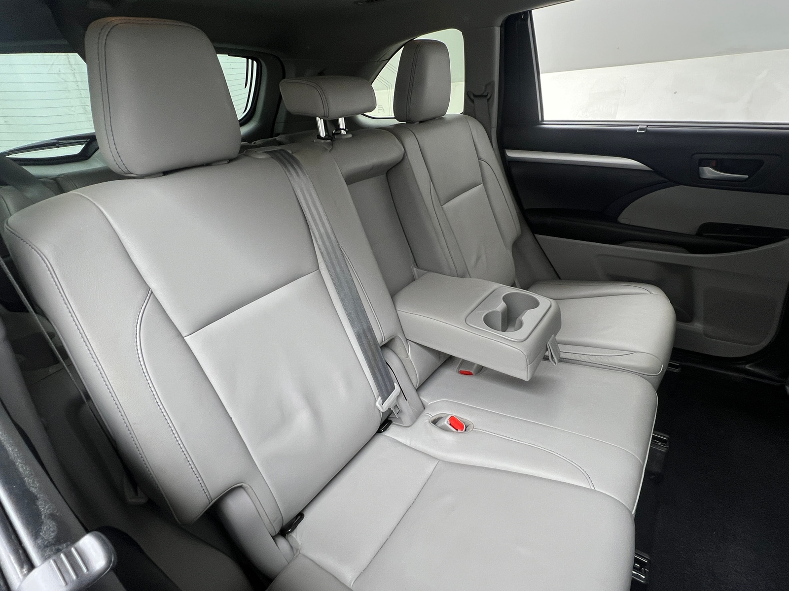 Thumbnail: 2018 Toyota Highlander - 5