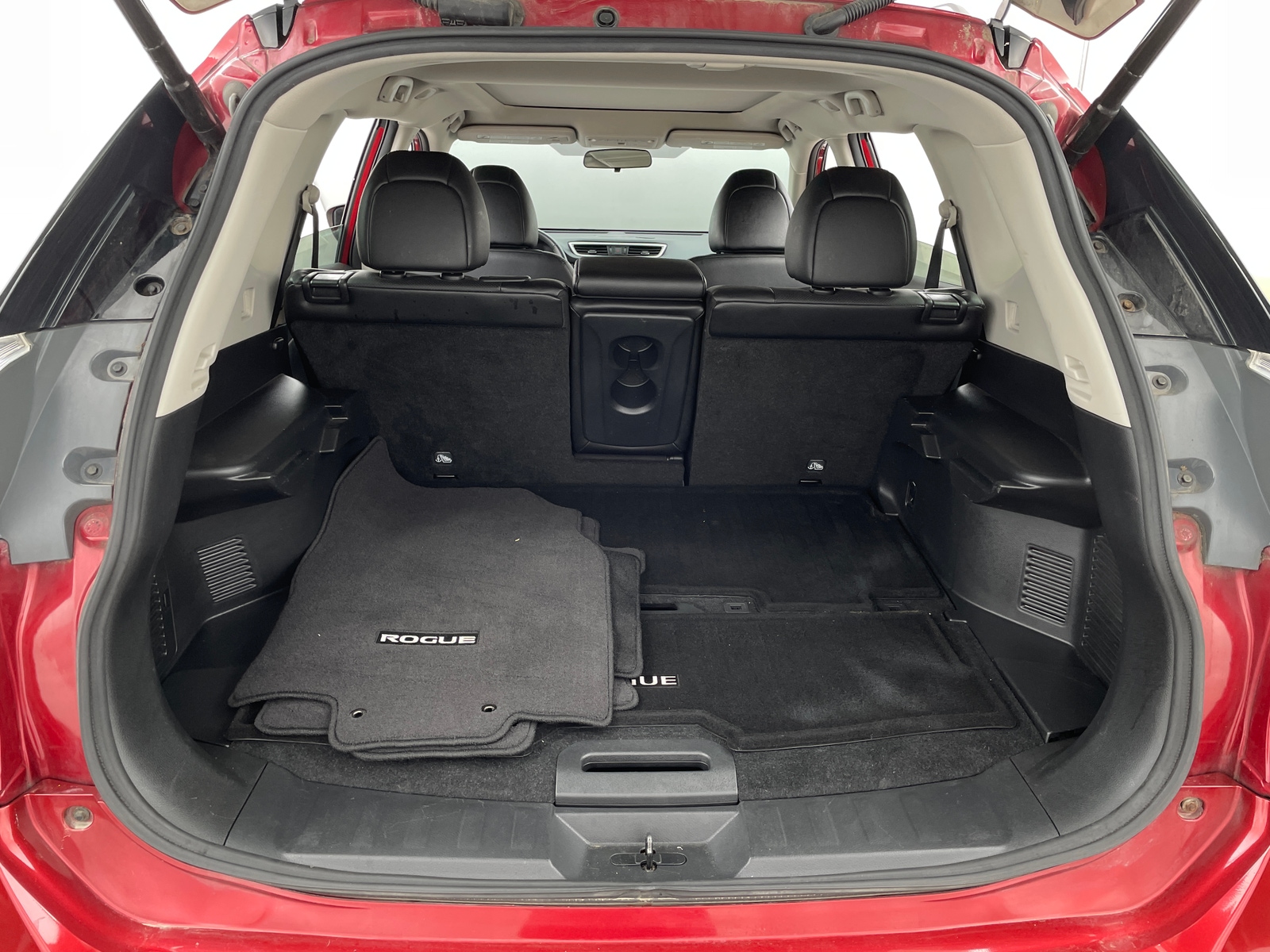 Thumbnail: 2016 Nissan Rogue - 6