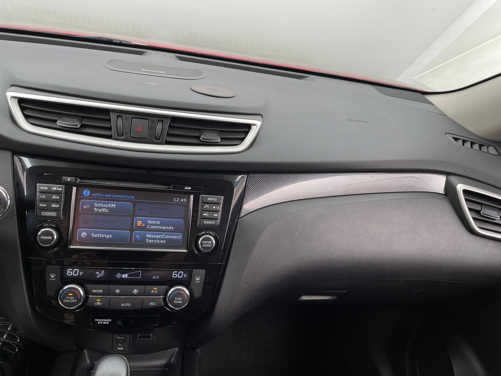 Thumbnail: 2016 Nissan Rogue - 3